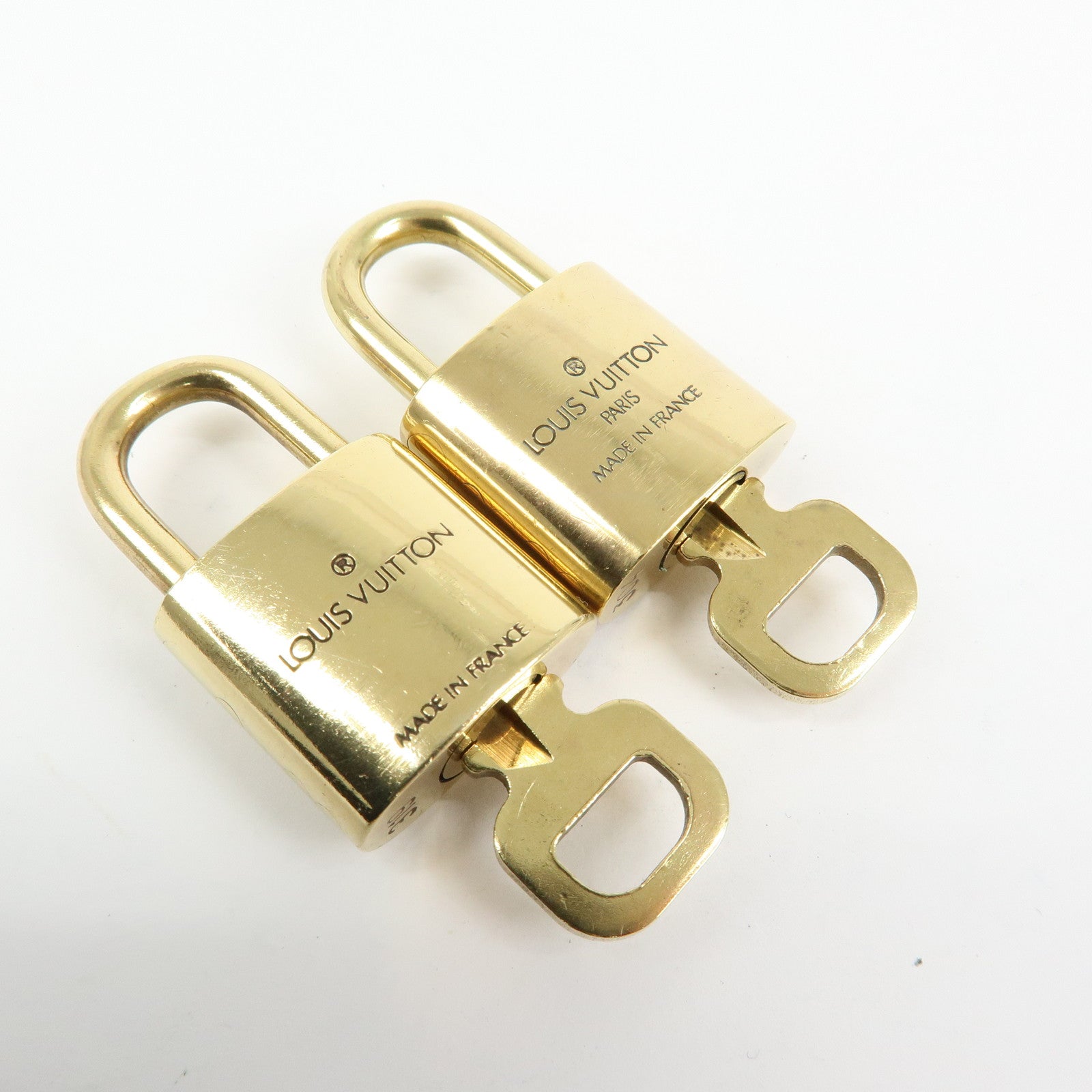 Louis Vuitton Set of 10 Lock & Key Cadena Key Lock Used