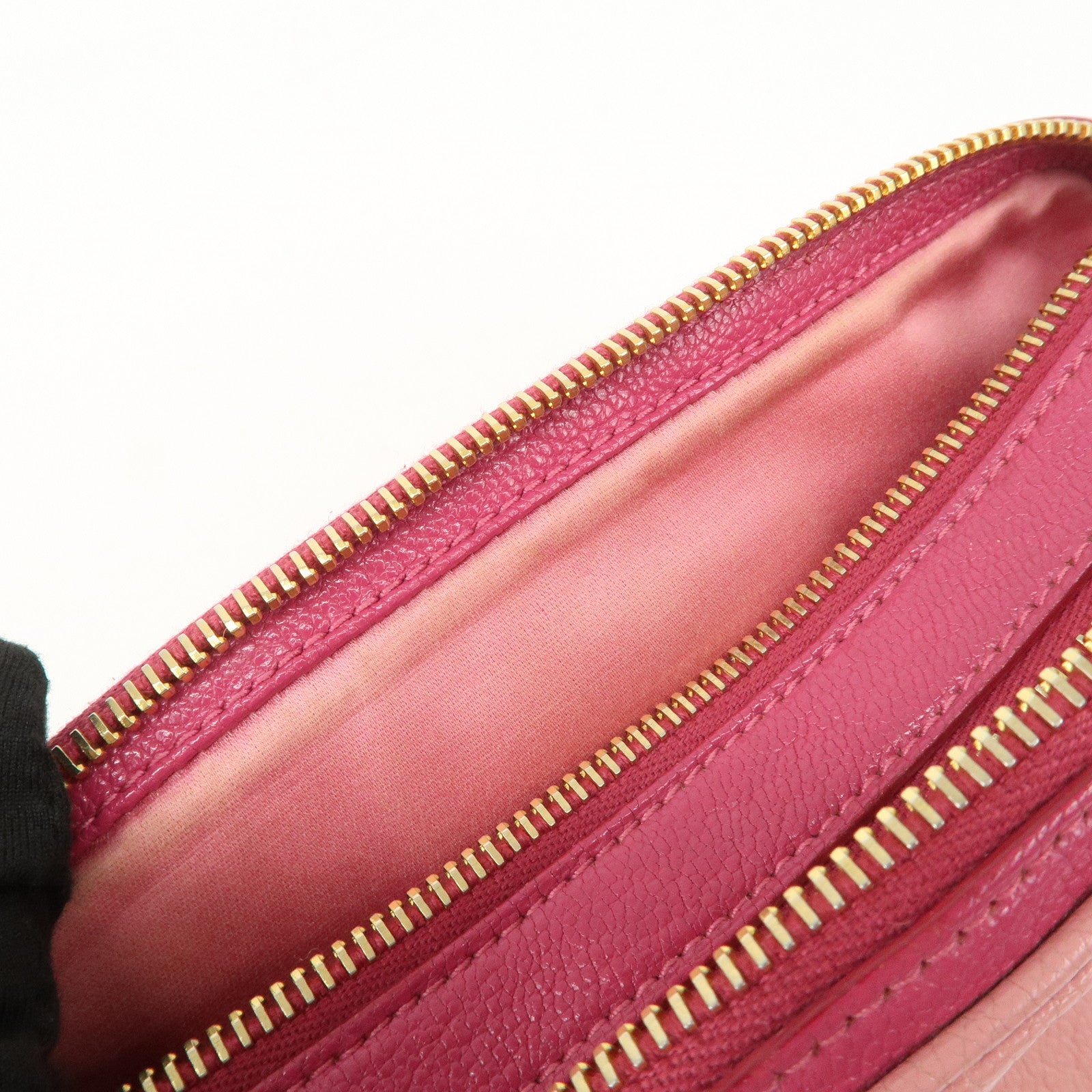 MIU MIU Leather Shoulder Bag Crossbody Bag Pink Used