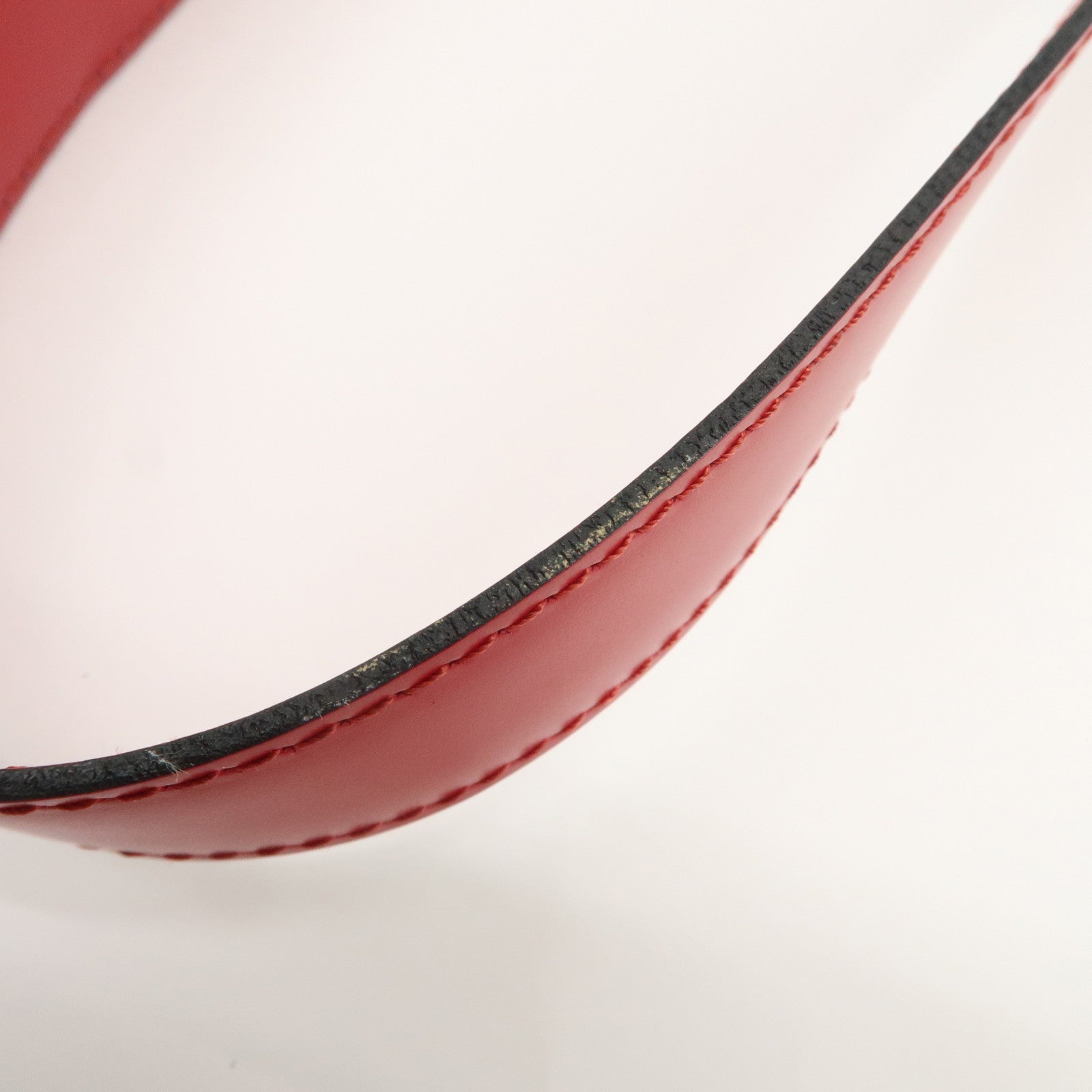 Louis Vuitton Epi Sac de Paul Shoulder Bag Castilian Red M80207