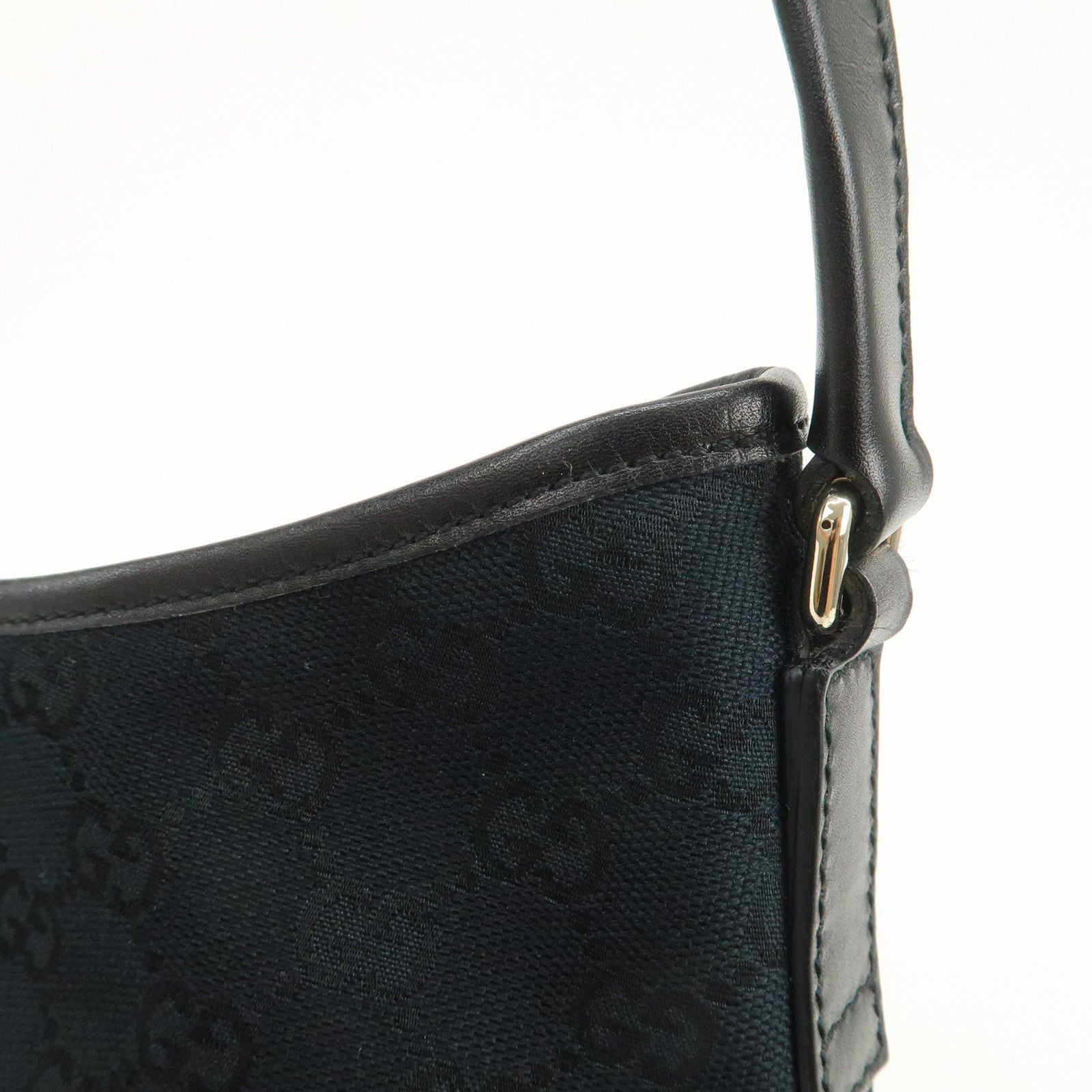 GUCCI Interlocking G GG Monogram Canvas Leather Shoulder Bag 169947