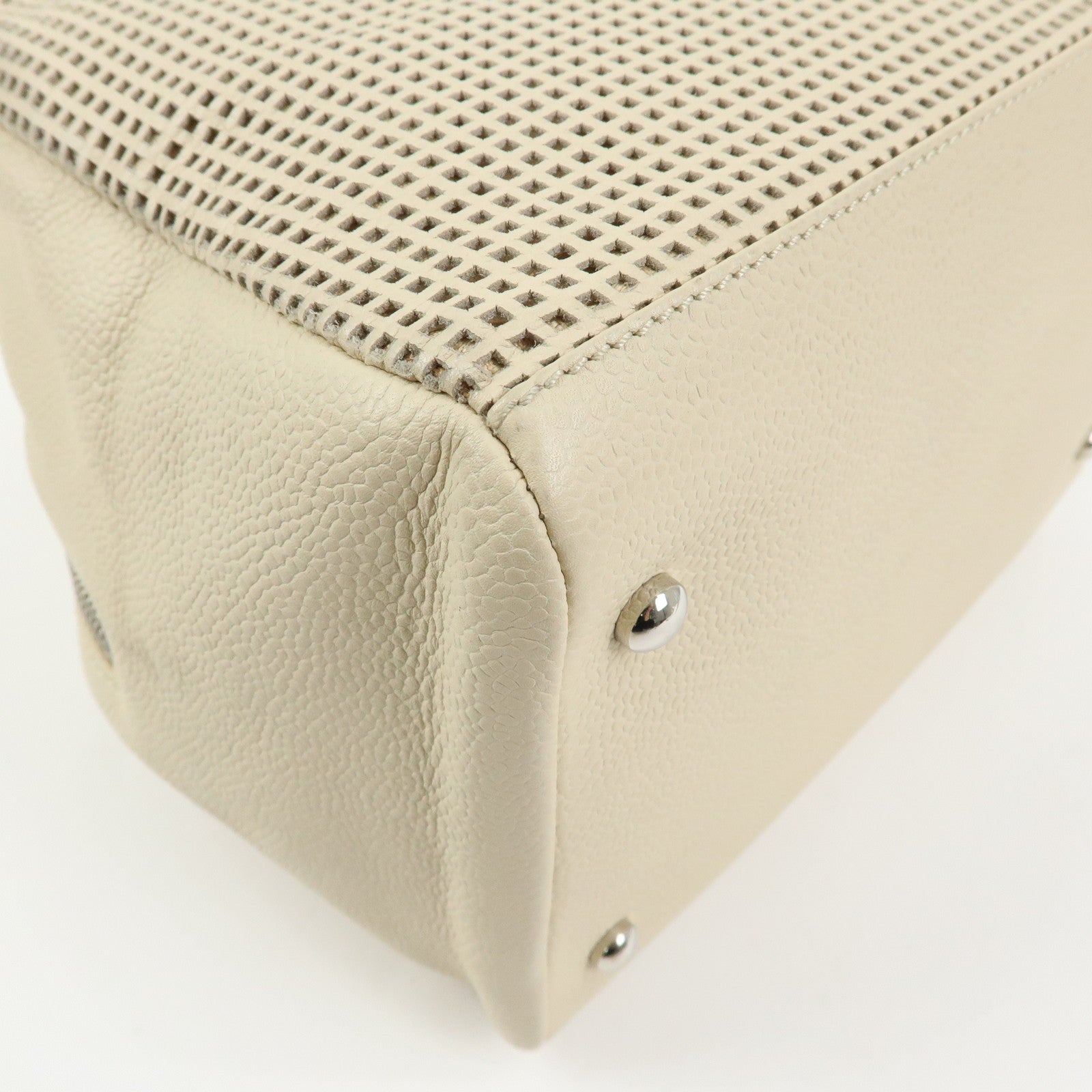 CHANEL COCO Mark Caviarskin Hand Bag Cosmetic Pouch Ivory