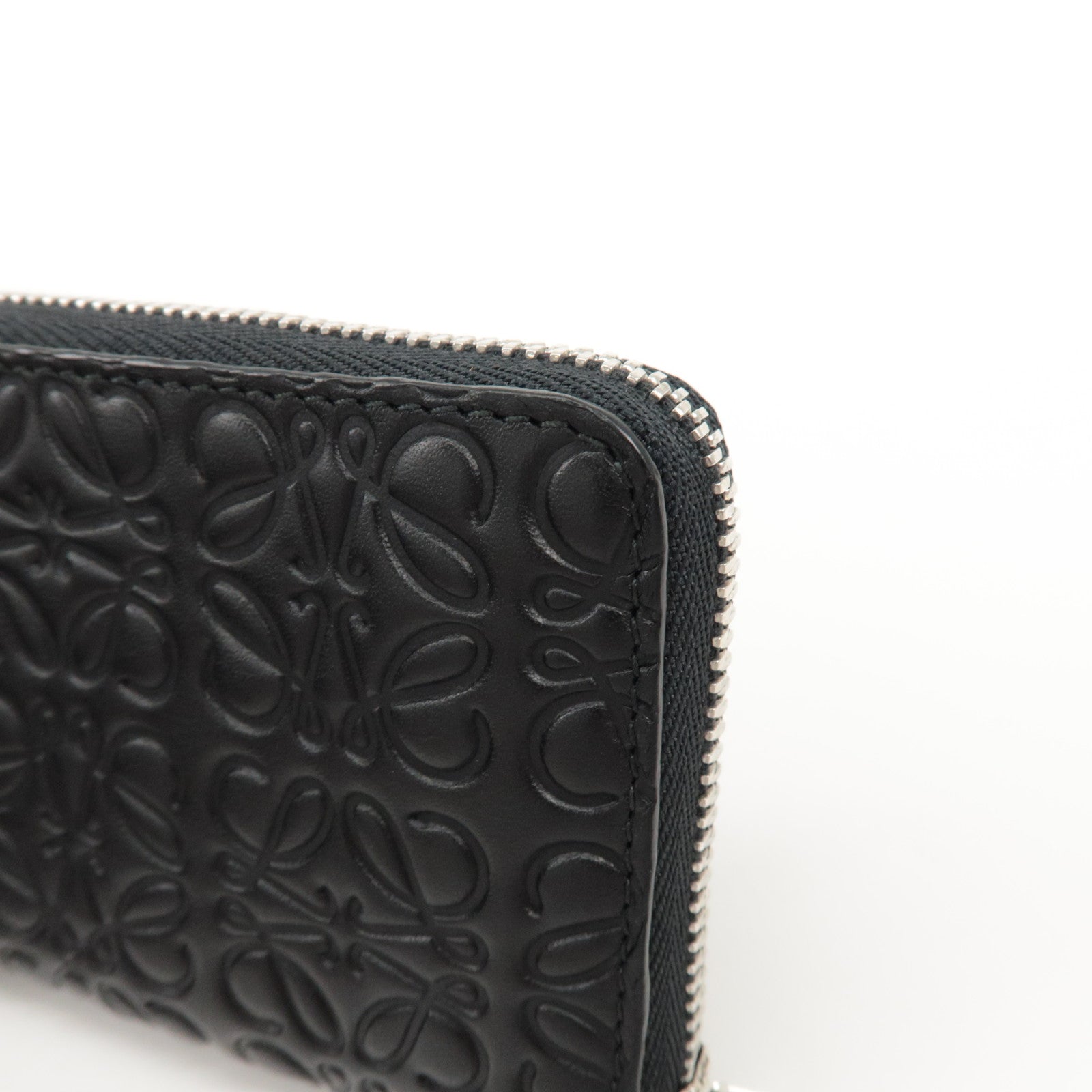 LOEWE Anagram Soft Grain Calf Coin Card Card Case Silver HDW Black Used