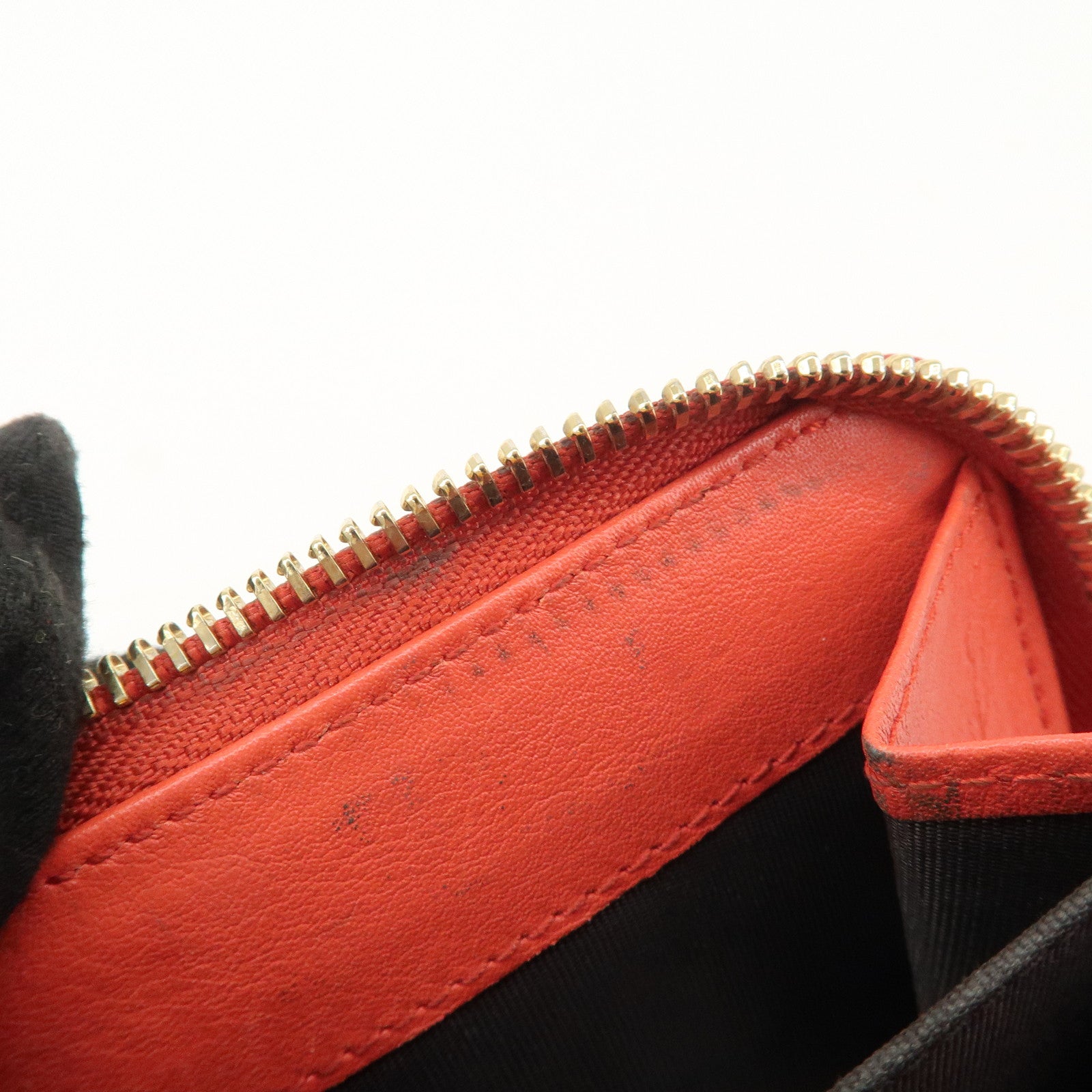 GUCCI Guccissima Leather Bi-fold Compact Wallet Red 346056