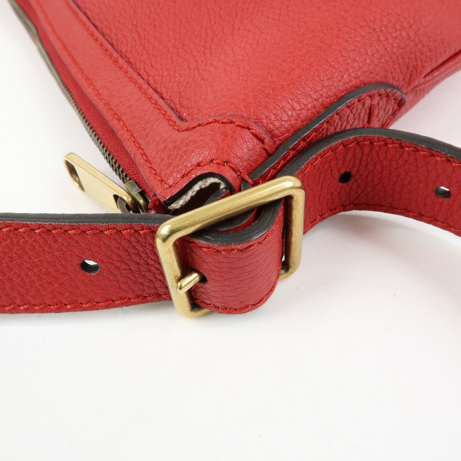 GUCCI Logo Sherry Half Moon Leather Shoulder Bag Red 523588