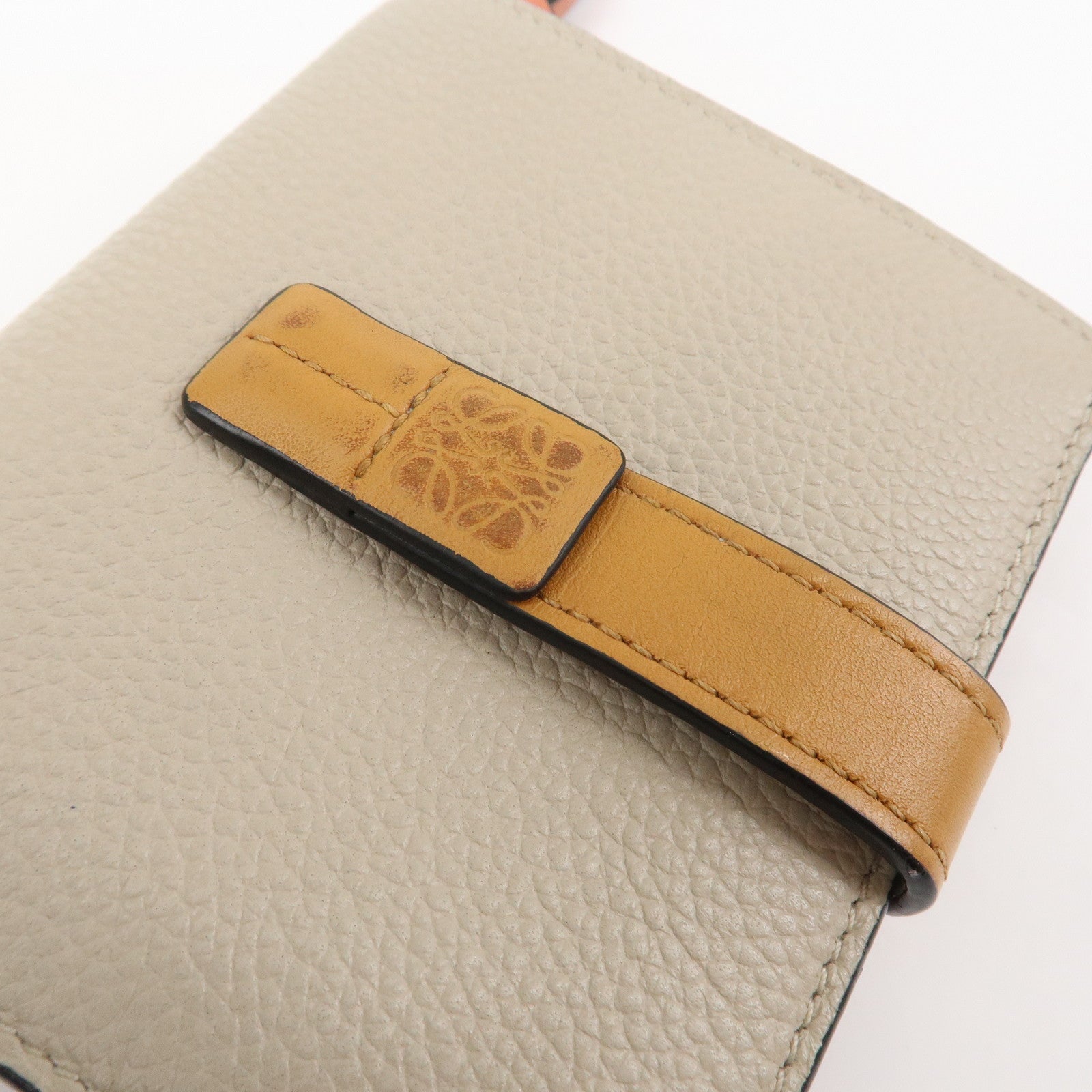 LOEWE Anagram Soft Grain Calf Compact Wallet Light Oats Honey