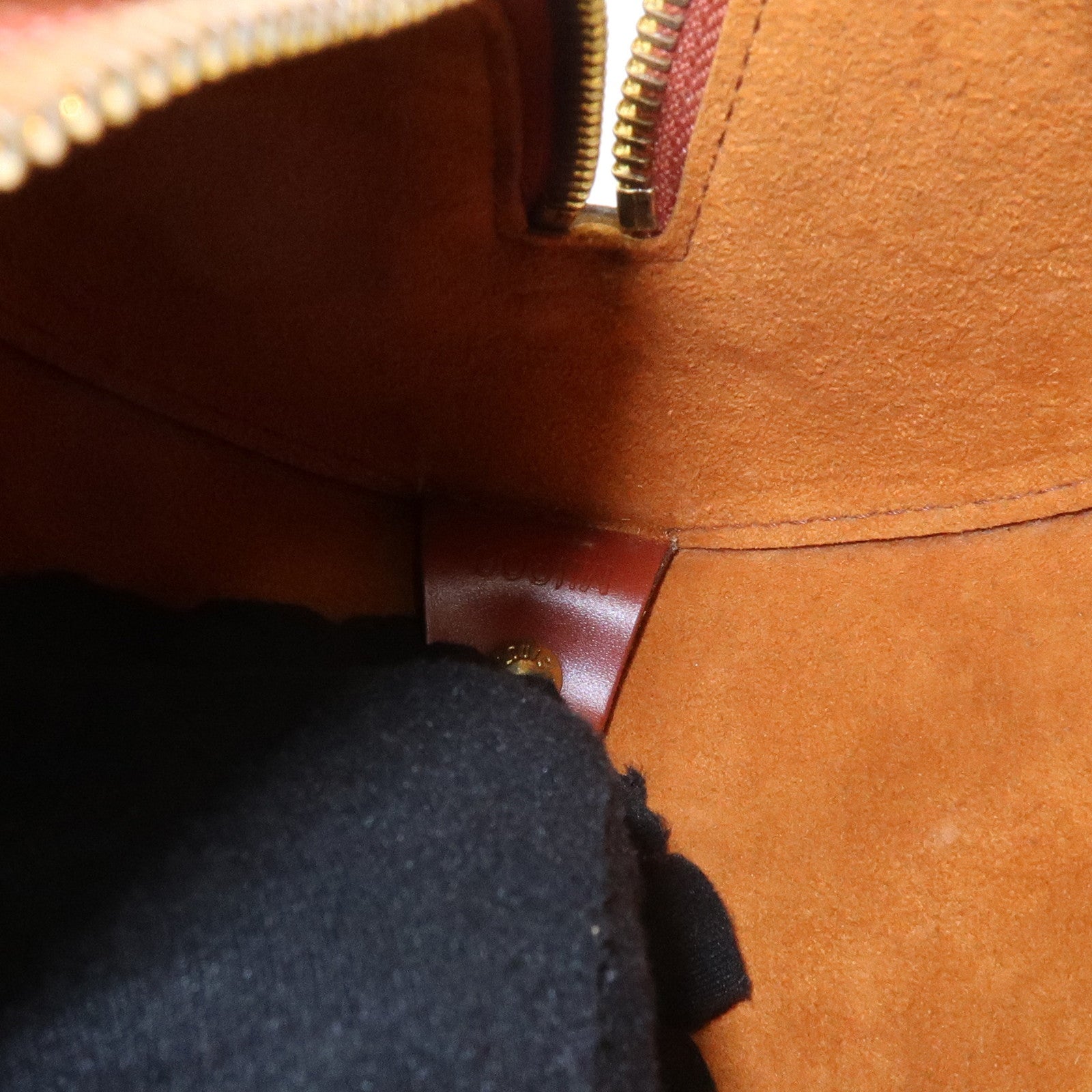 Louis Vuitton Epi Soufflot Leather Hand Bag Kenya Brown M52223