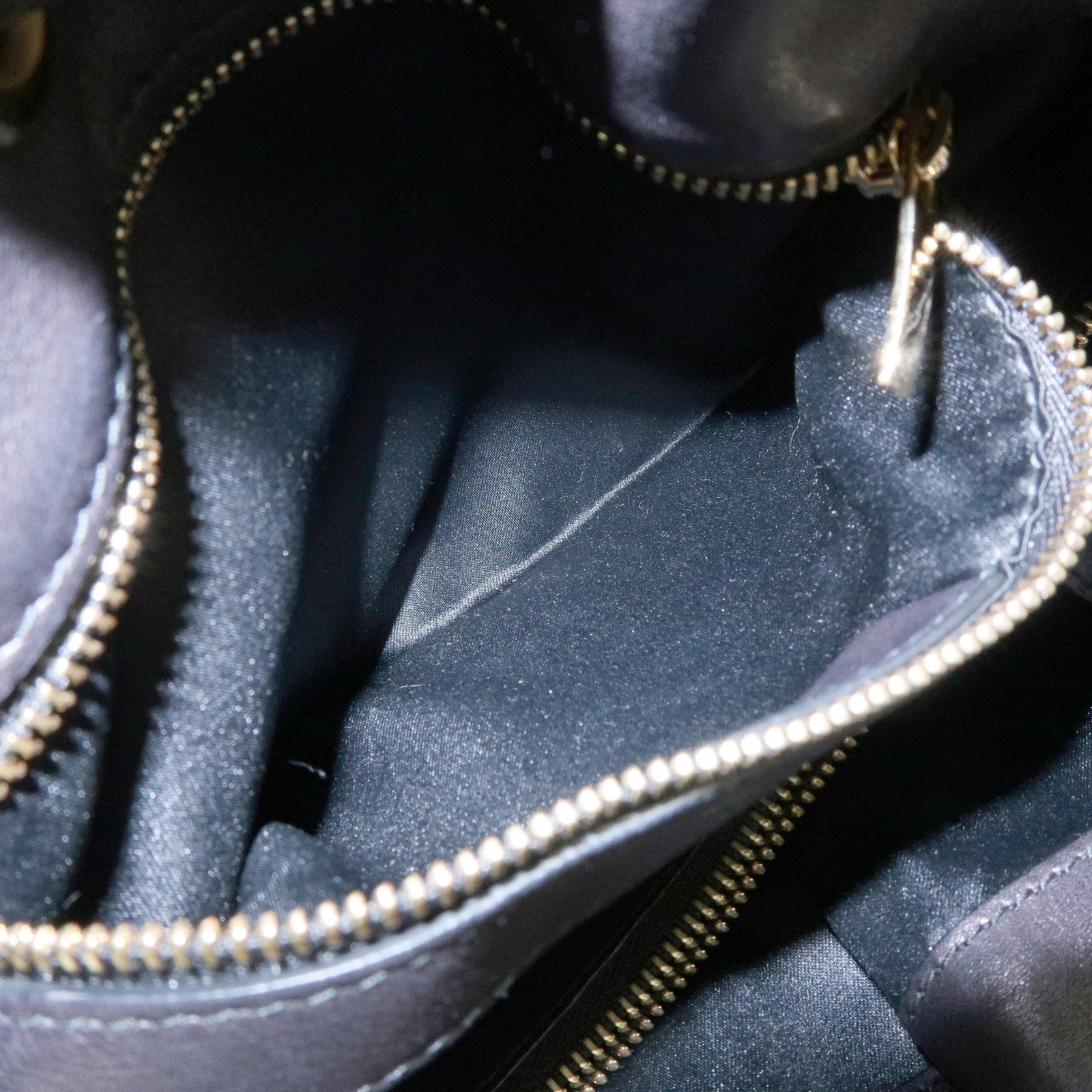 Ferragamo Gancini Leather Hand Bag Black