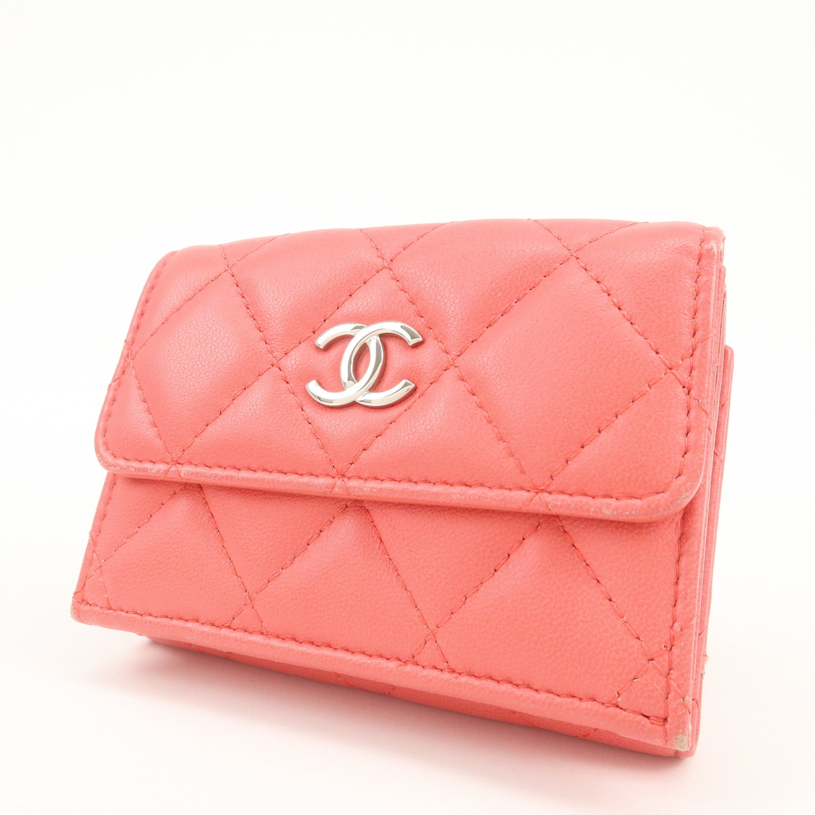 CHANEL Matelasse Lamb Skin Tri-fold Compact Wallet Coral AP0094