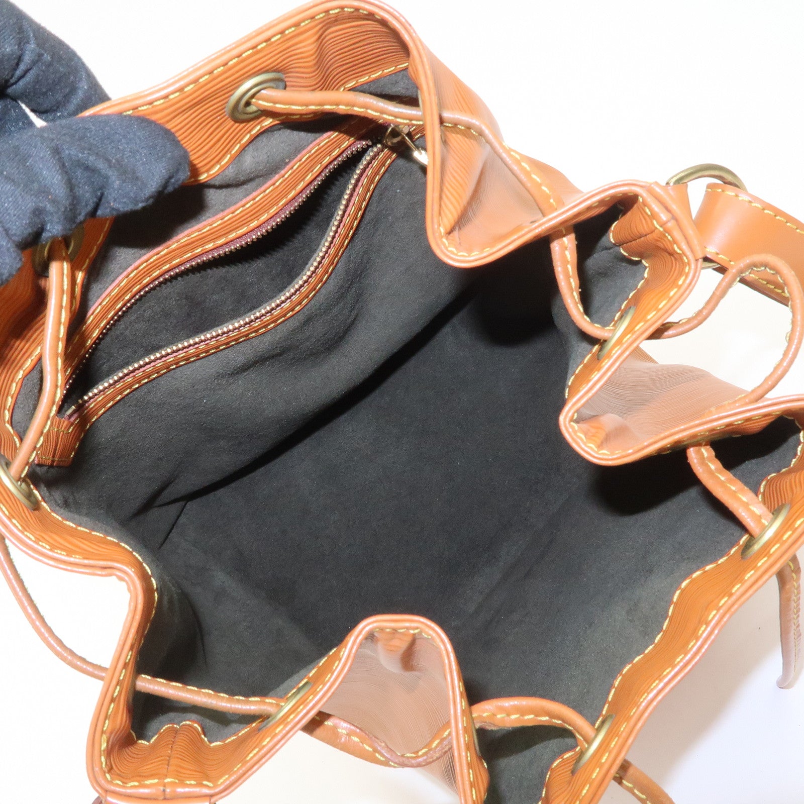 Louis Vuitton Epi Leather Petit Noe Shoulder Bag Zipang Gold M44108