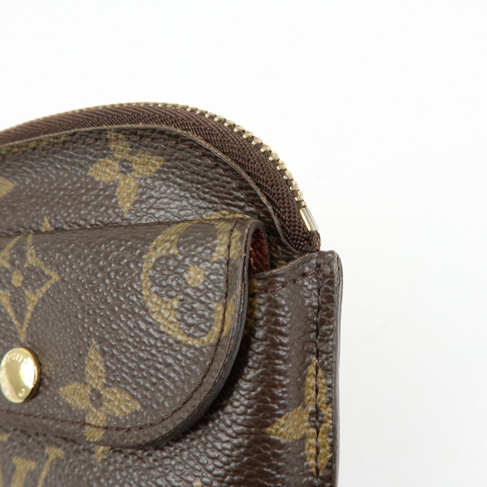 Louis Vuitton Monogram Porte Monnaie Shilling Coin Case M60025