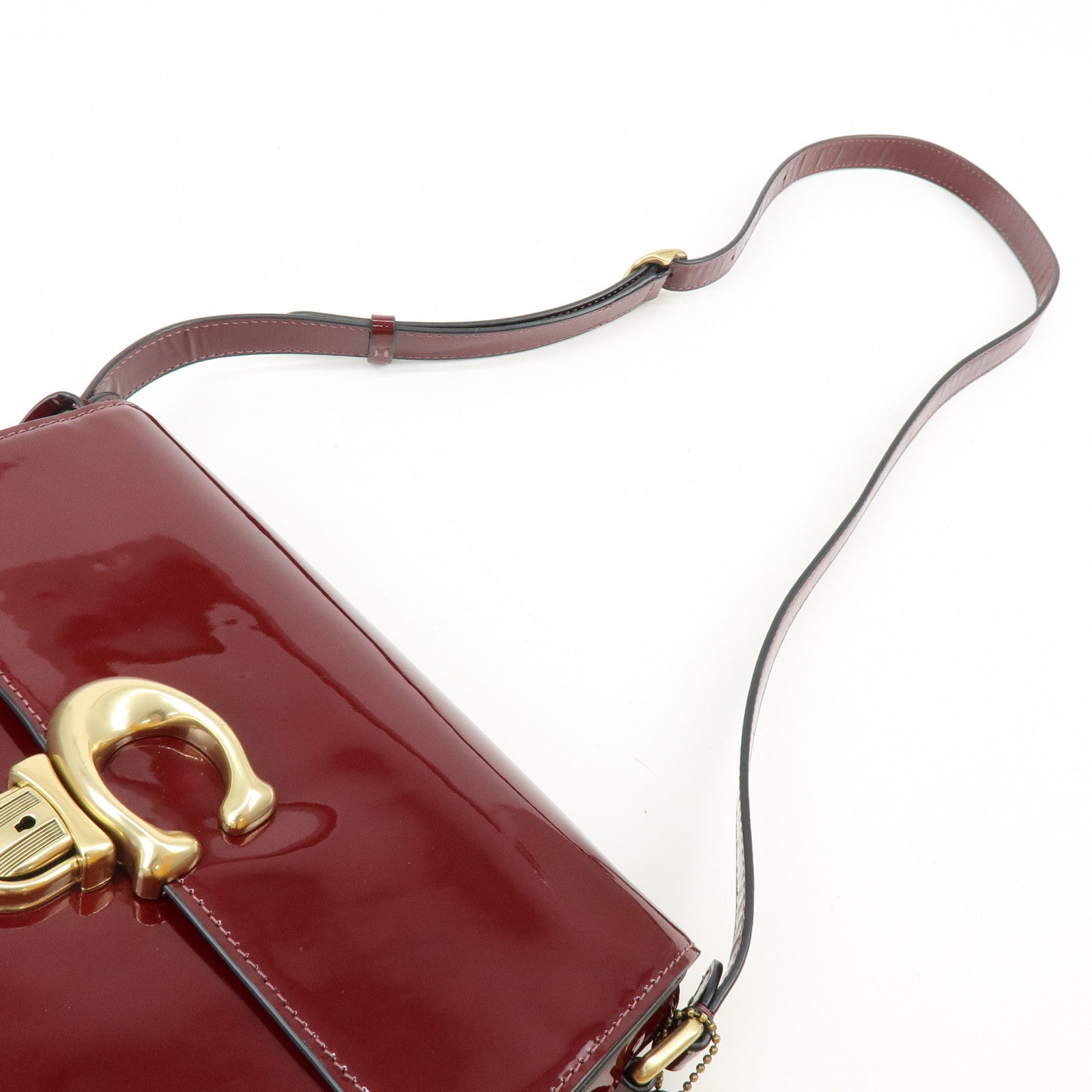 COACH Tabby 26 Patent Leather Shoulder Bag Crossbody Bag Bordeaux