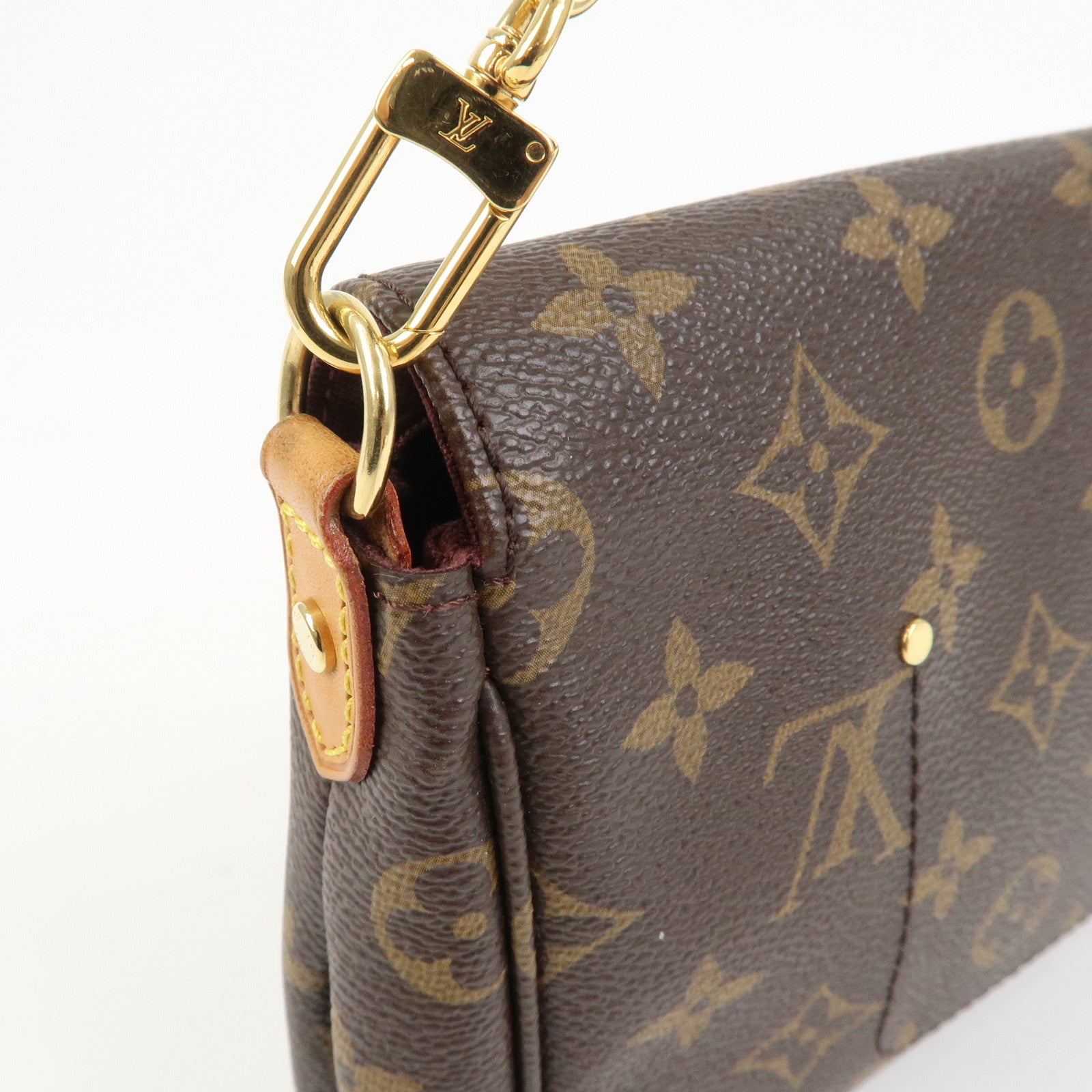 Louis Vuitton Monogram Favorite MM Shoulder Bag Brown M40718