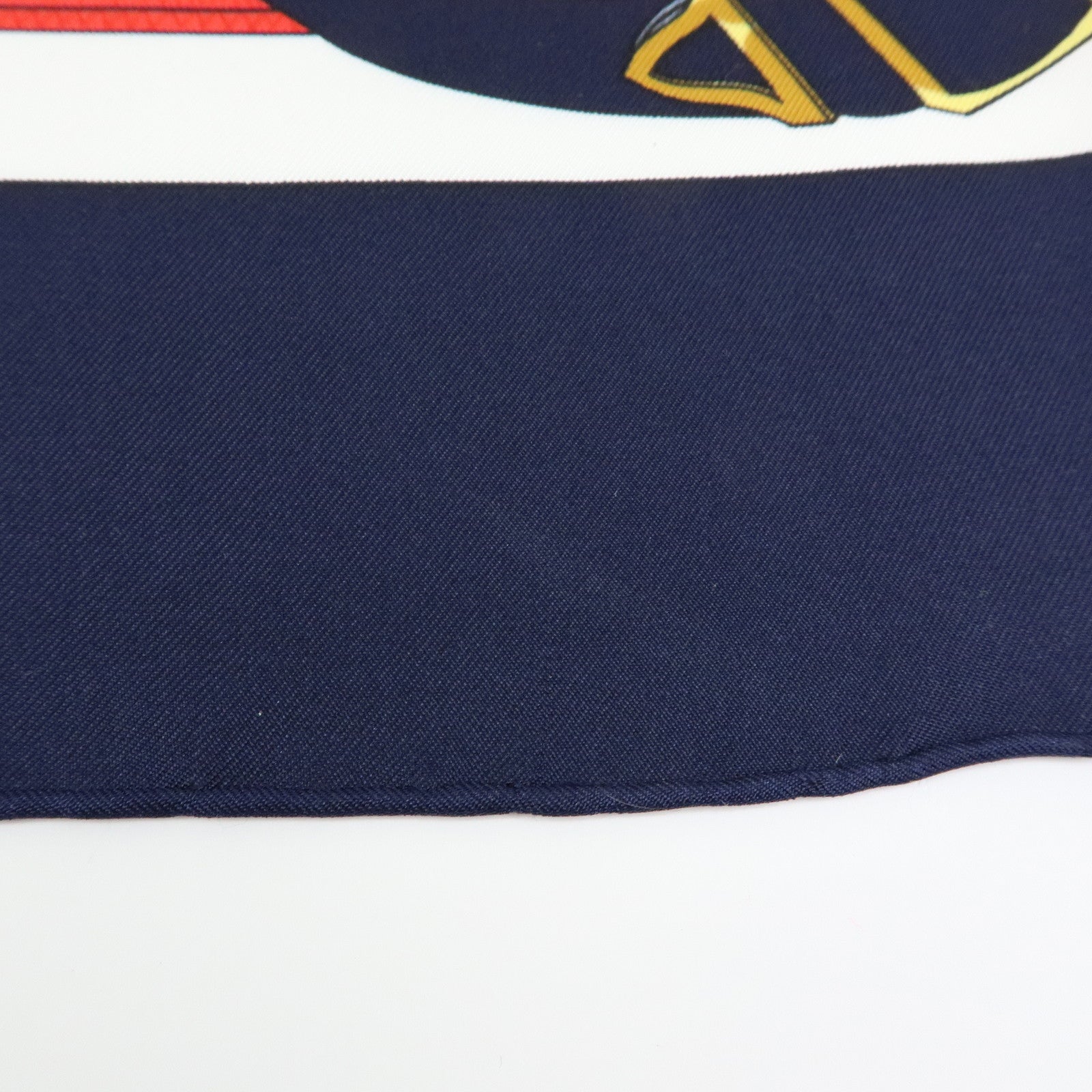HERMES Carre 90 Silk 100% Scarf Eperon d'or Navy White Yellow Red