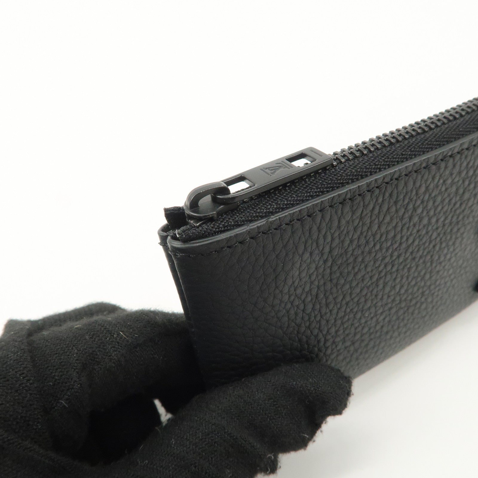 Louis Vuitton Aerogram Pochette Cles Coin Case Noir Black M81031 Used