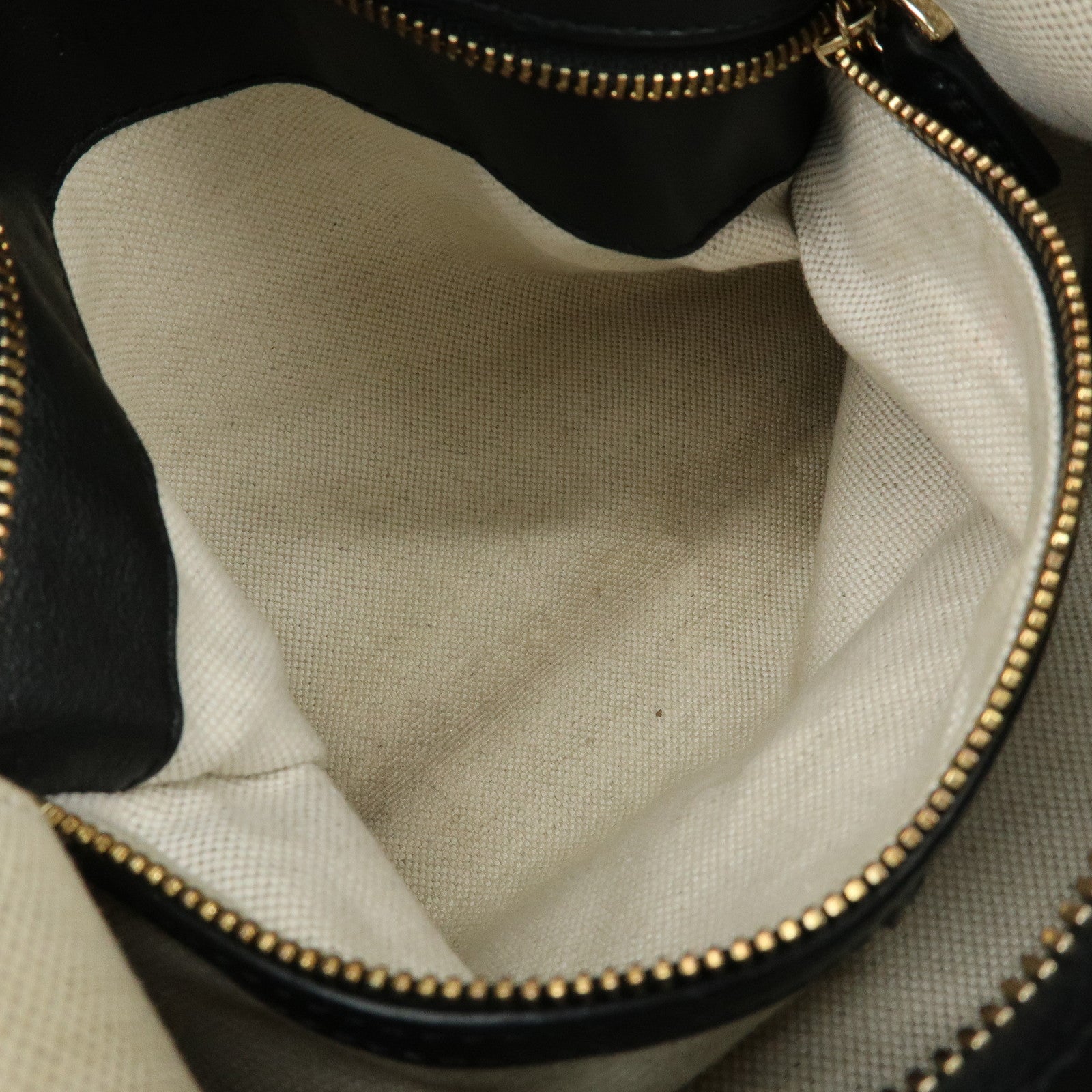 GUCCI Attache Leather Shoulder Bag Crossbody Bag Black 702823
