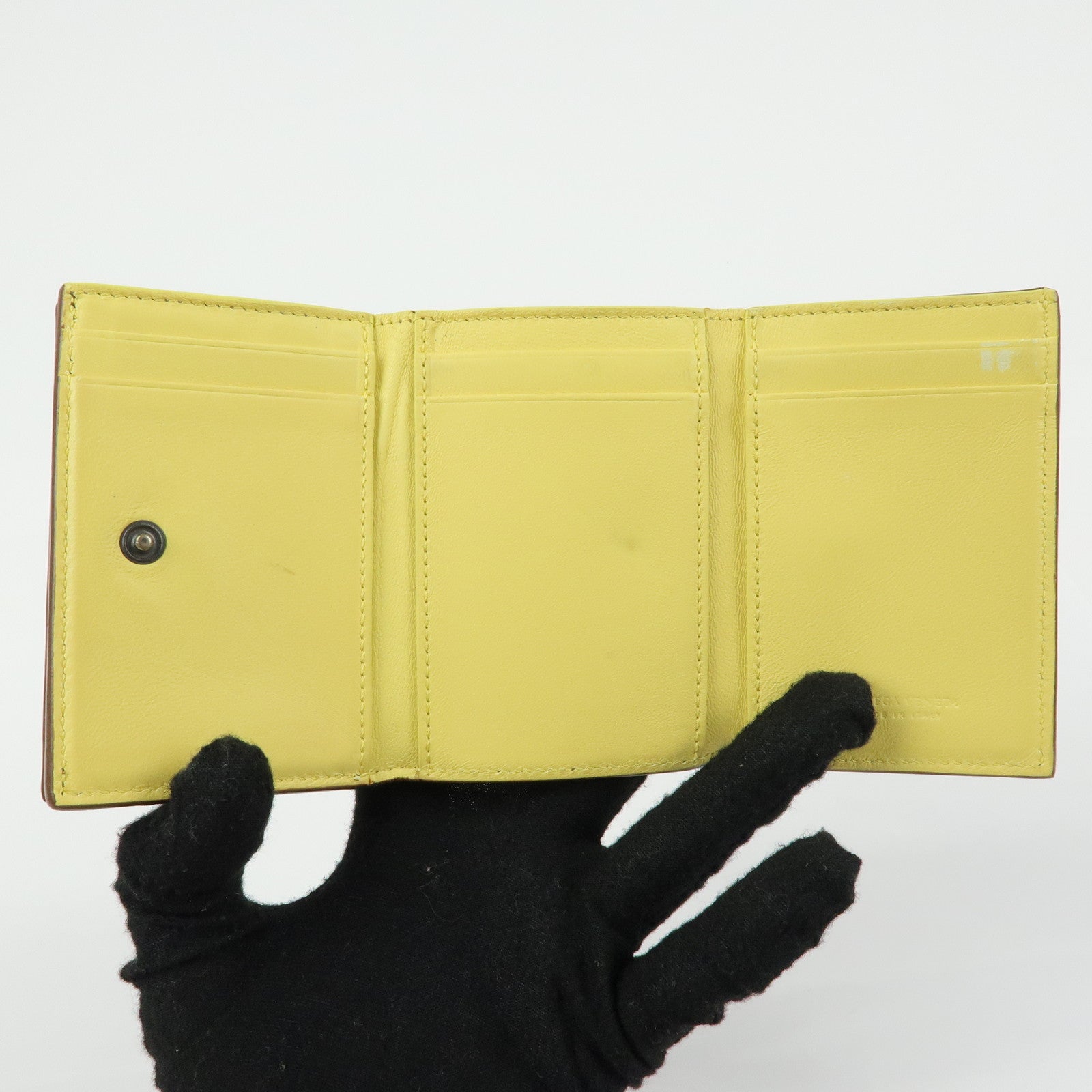 Bottega Veneta Lamb Skin Bi-fold Comact Wallet Brown 550306