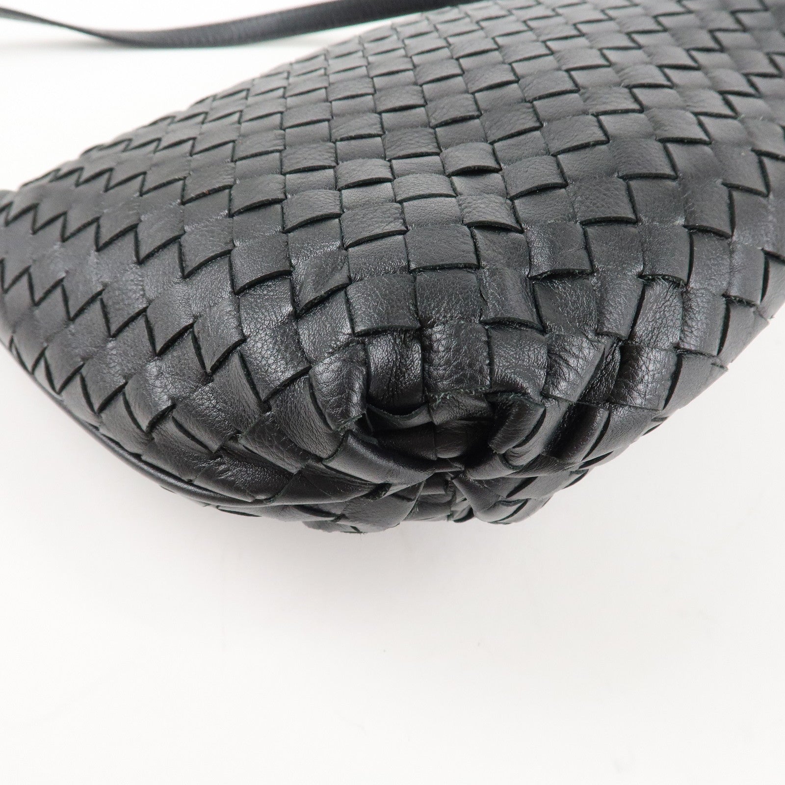 BOTTEGA VENETA Intrecciato Leather Shoulder Bag Black Used