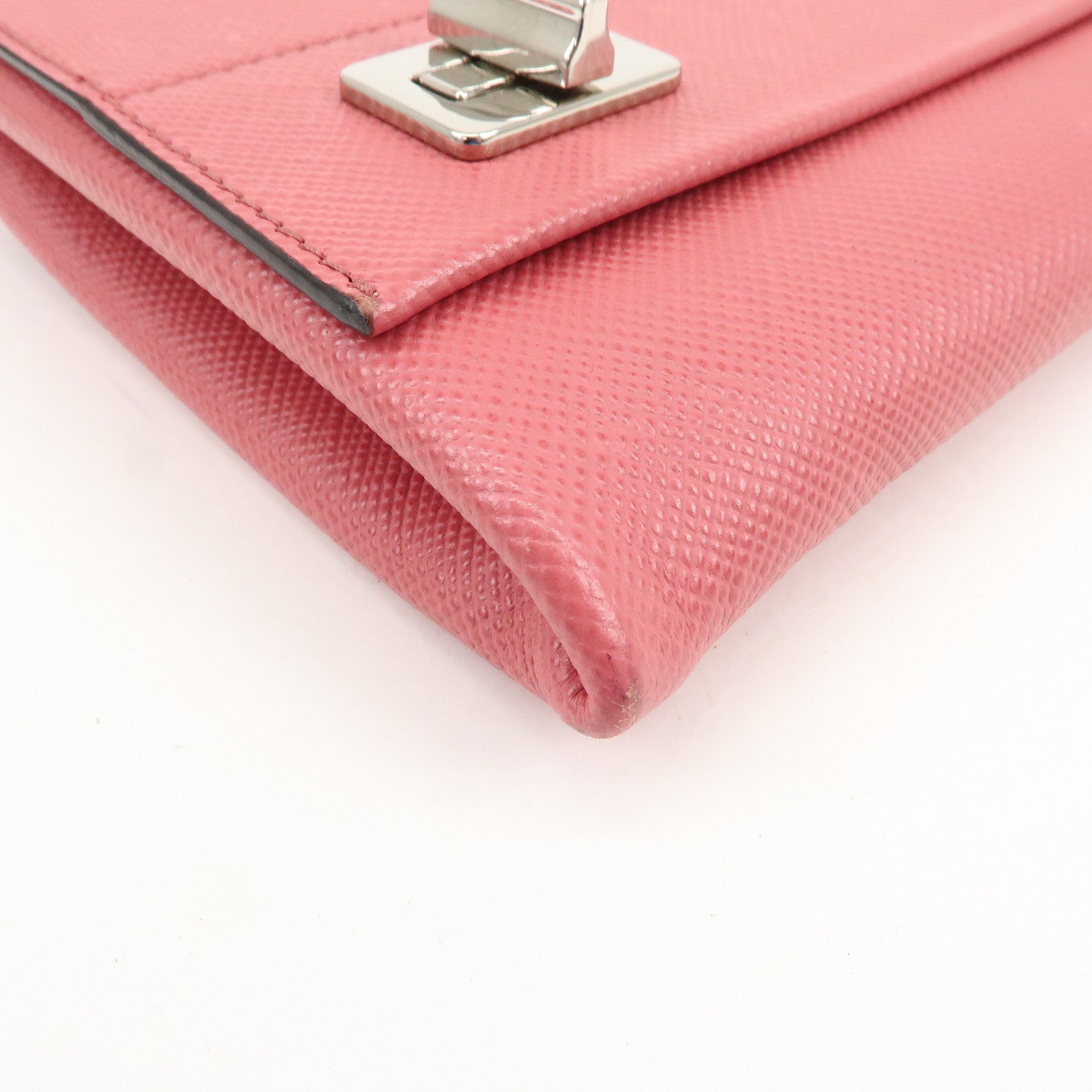 PRADA Embossed Leather Chain Shoulder Bag Crossbody Bag Pink BT0992