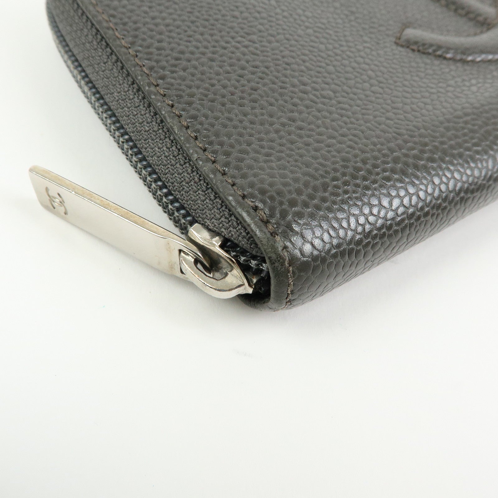 CHANEL COCO Mark Caviarskin Round Zippy Long Wallet Gray