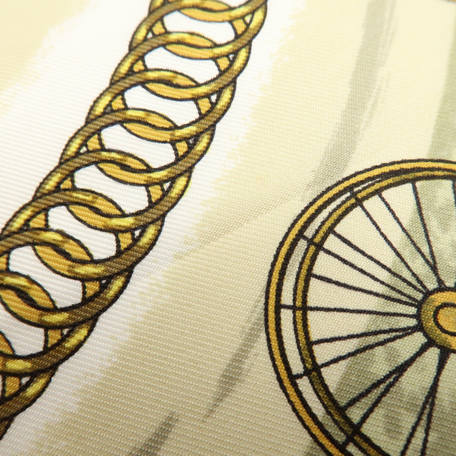 HERMES Carre 90 Silk 100% Scarf LA PROMENADE DE LONGCHAMPS Pink