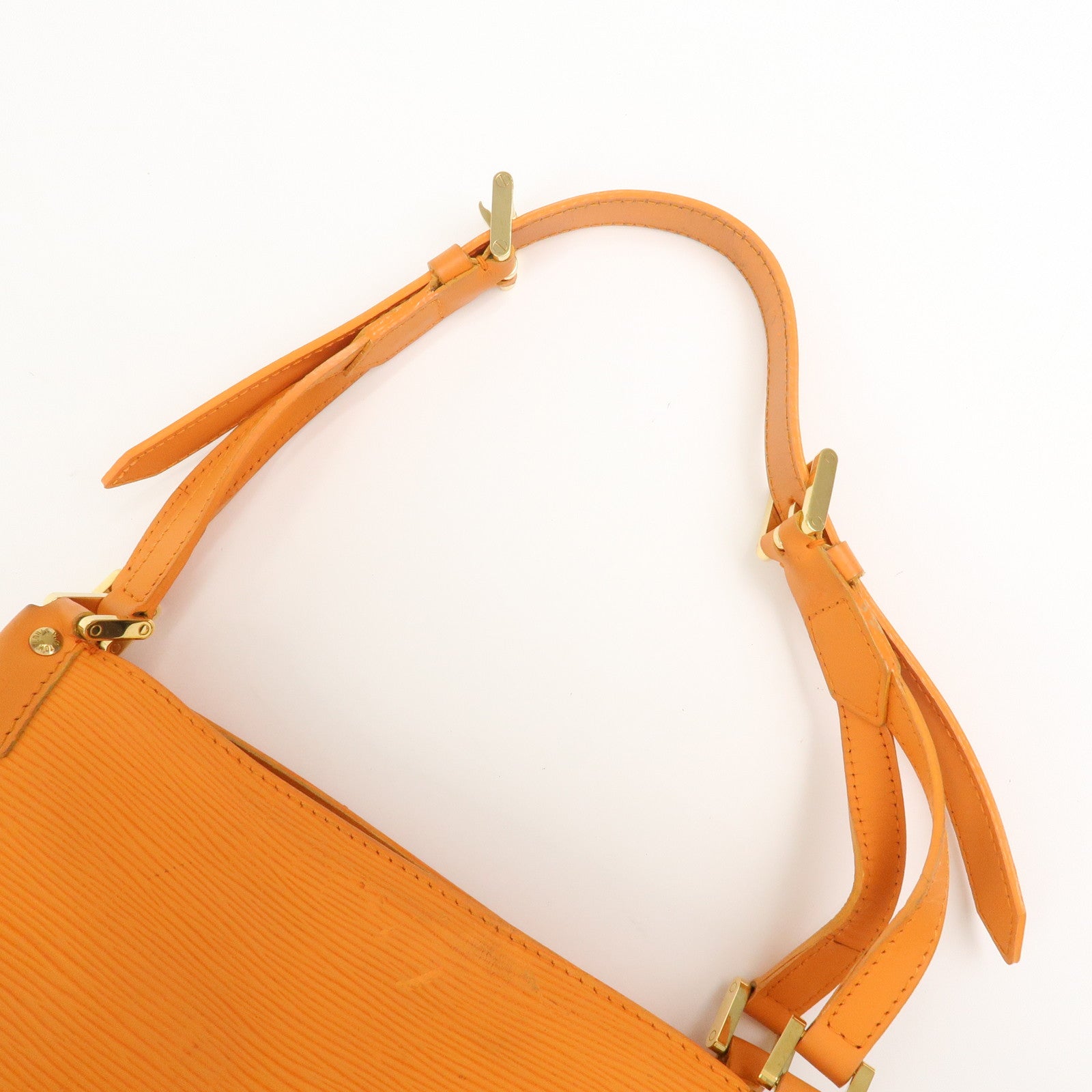 Louis Vuitton Epi Mandala PM Shoulder Bag Hand Bag Mandarin M5893H