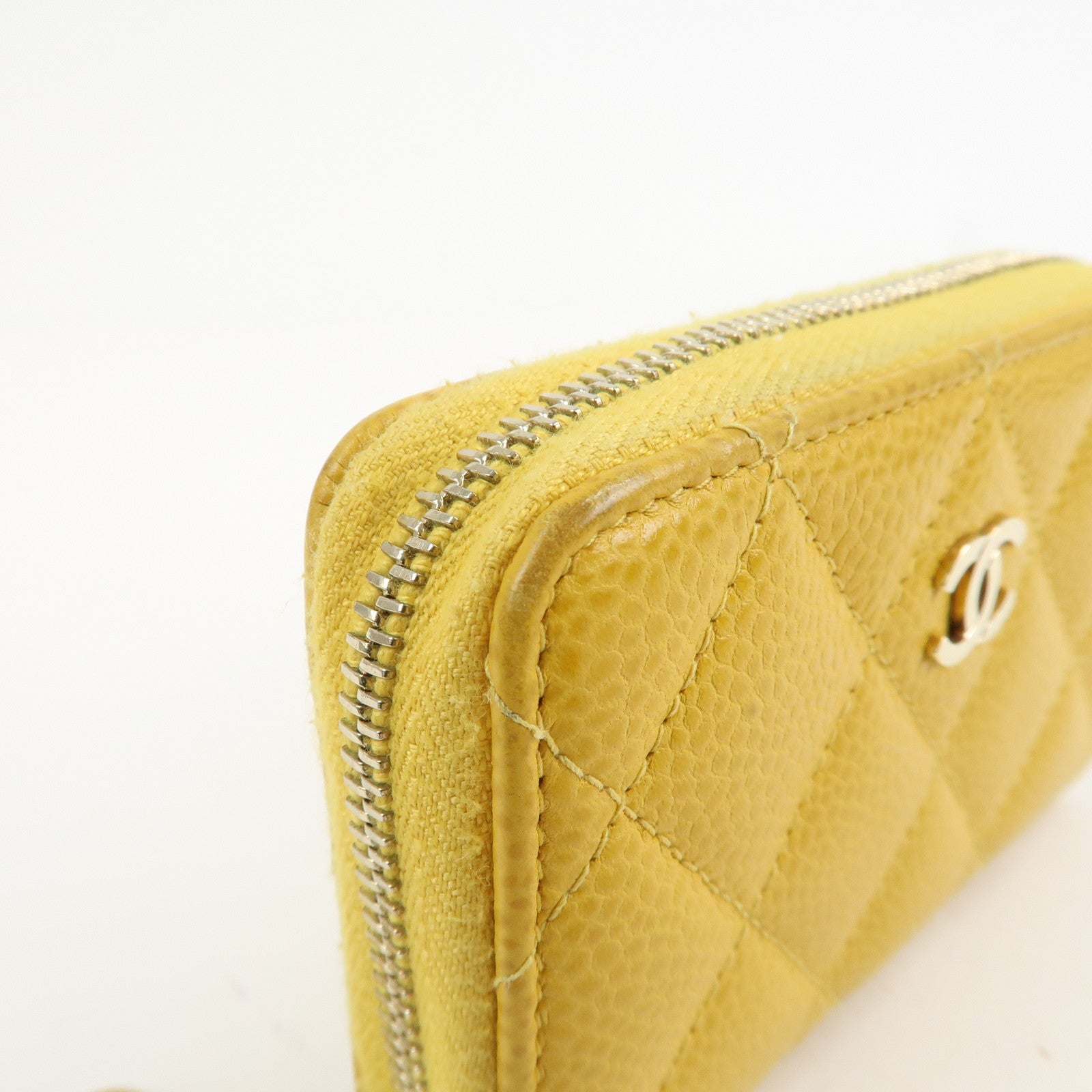CHANEL Matelasse Caviar Skin Round Zippy Coin Case Yellow A84511 Used