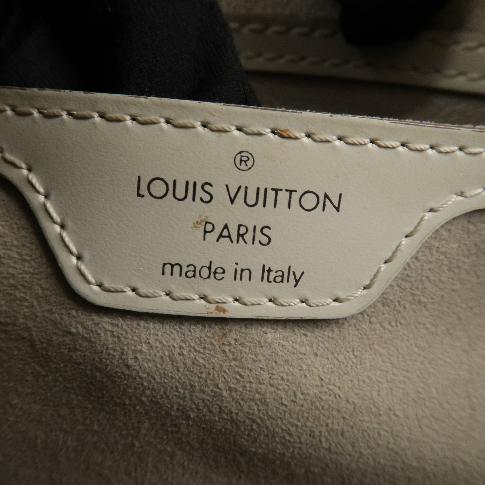 Louis Vuitton Epi Leather Soufflot Shoulder Bag Hand Bag Ivory White Used