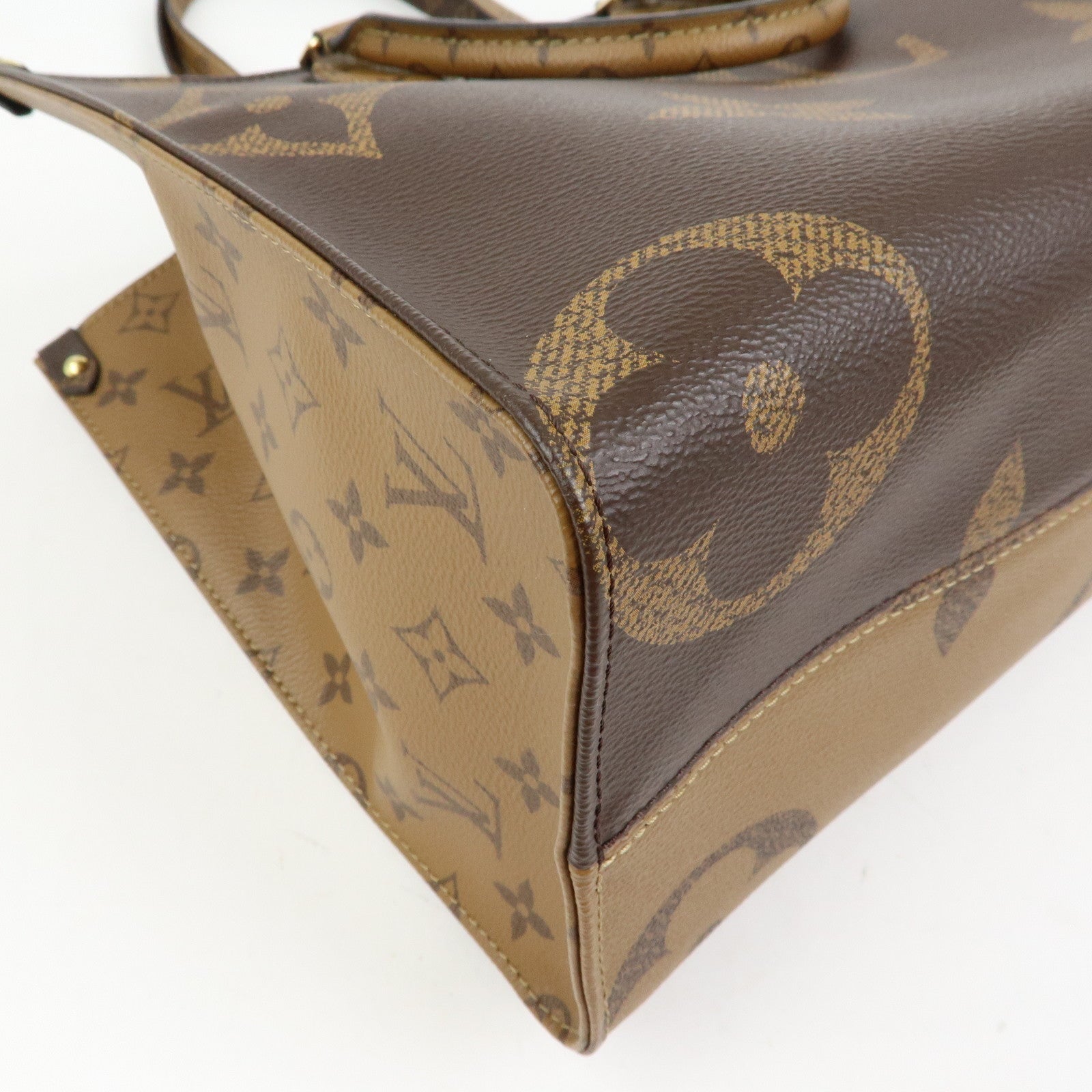 Louis Vuitton Monogram Giant Canvas On The Go MM Hand Bag M45039