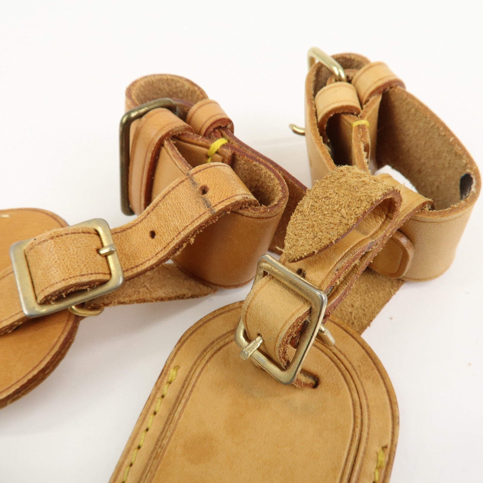 Louis Vuitton Set Of 20 Leather Name Tag & Poignet