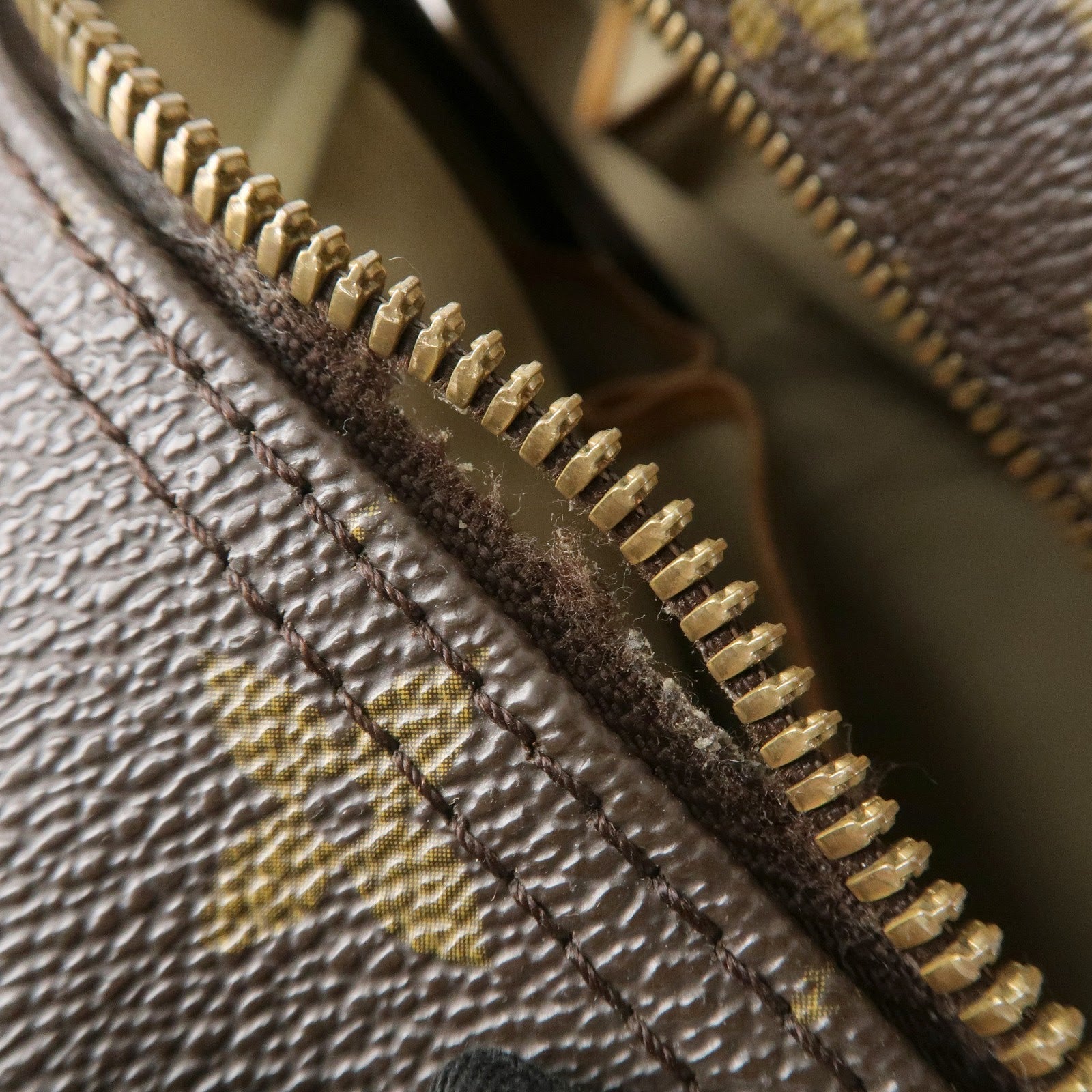 Louis Vuitton Monogram Deauville Hand Bag Brown M47270 Used