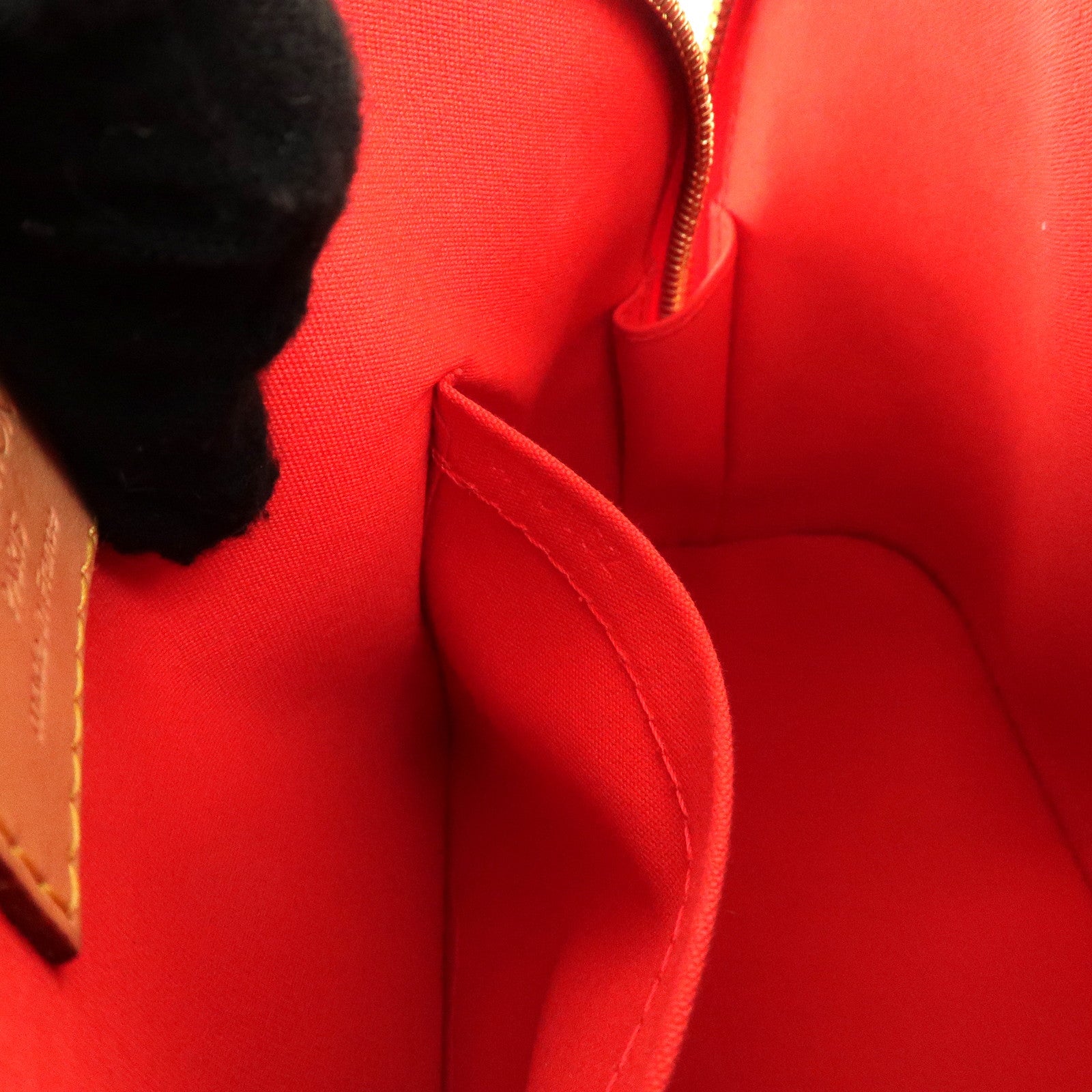 Louis Vuitton Monogram Vernis Alma BB 2Way Hand Bag Rouge M91698 Used