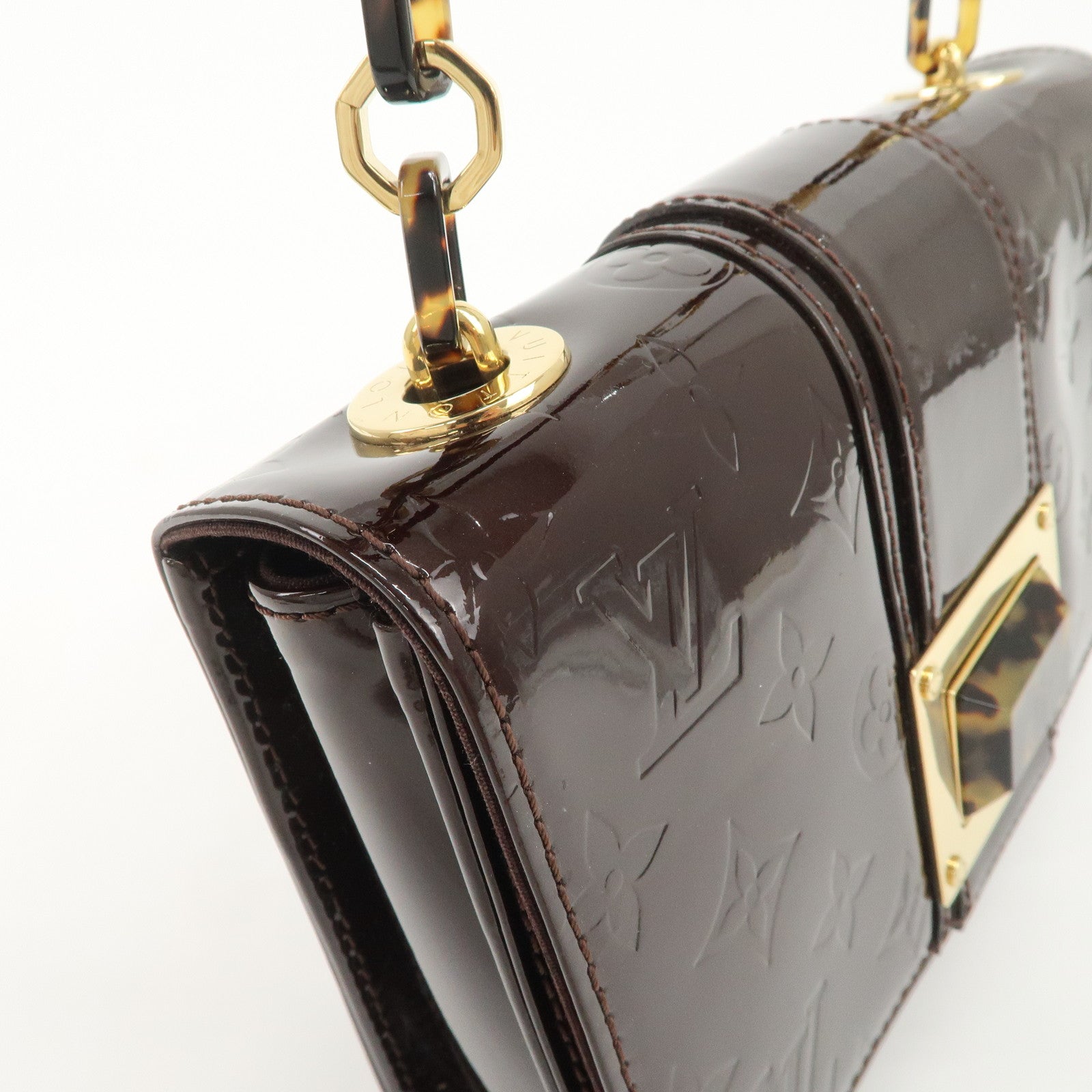 Louis Vuitton Monogram Vernis Leather Vermont Avenue Shoulder Bag