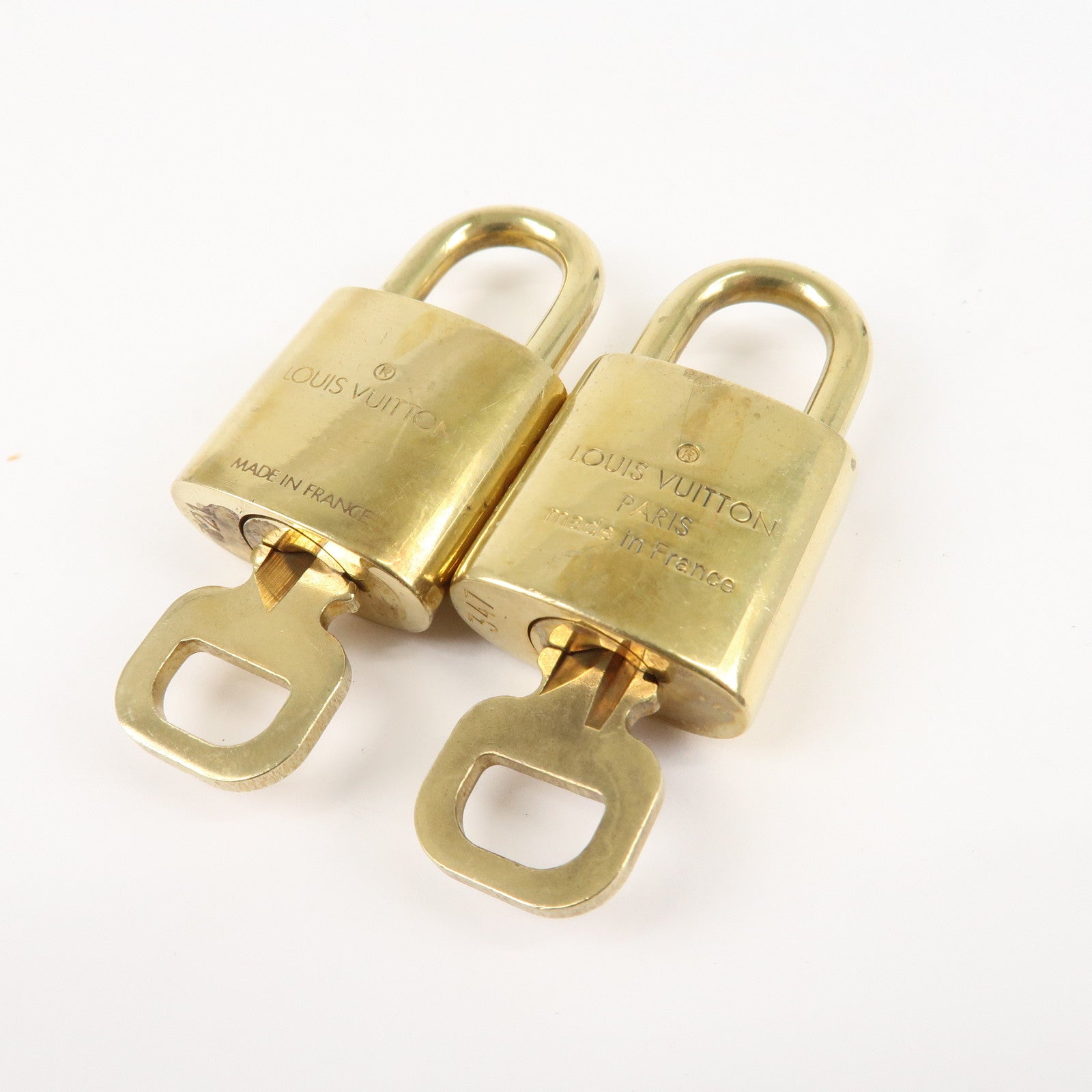 Louis Vuitton Set of 10 Lock & Key Cadena Key Lock Used