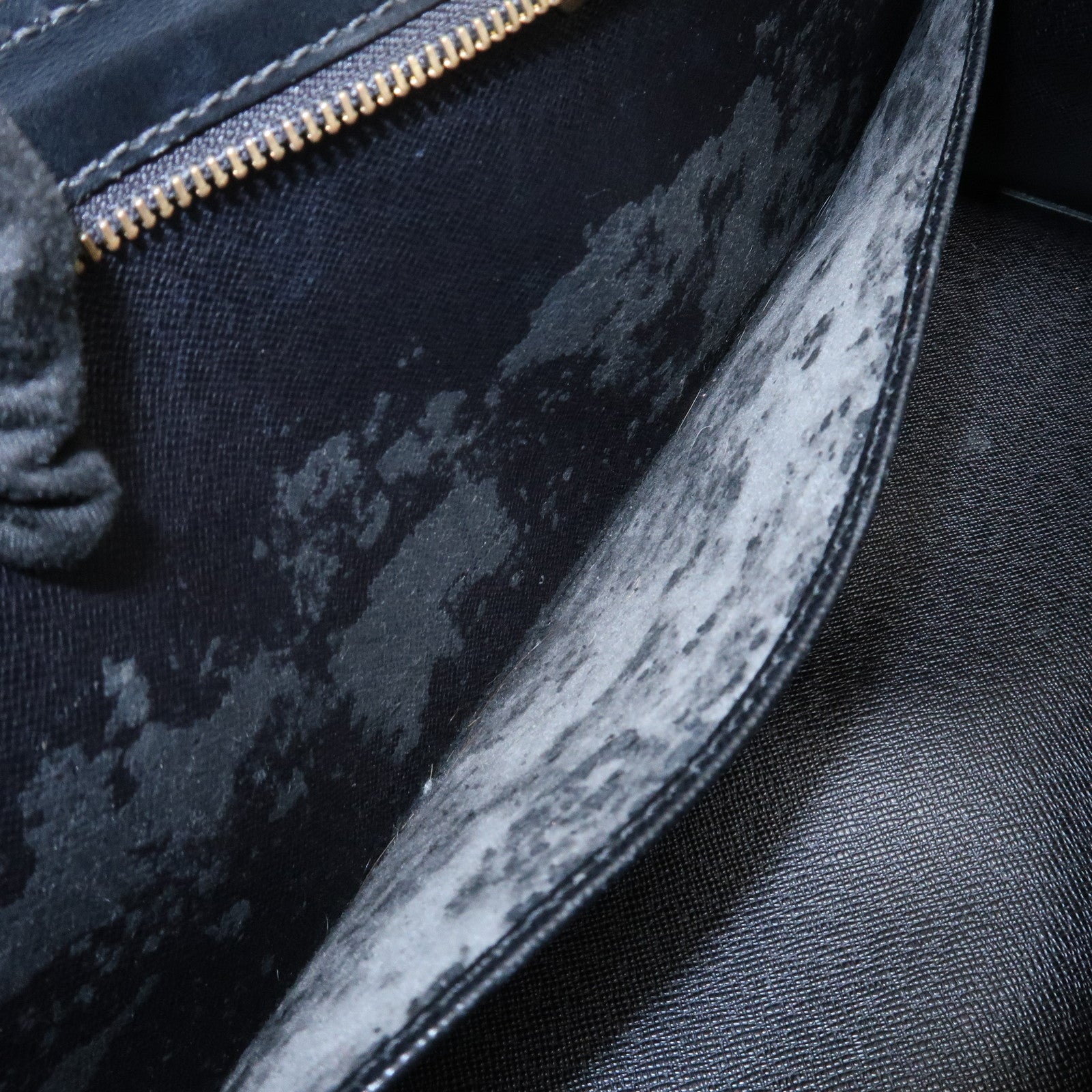 Louis Vuitton Epi Leather Sac Triangle Hand Bag Noir Black M52092