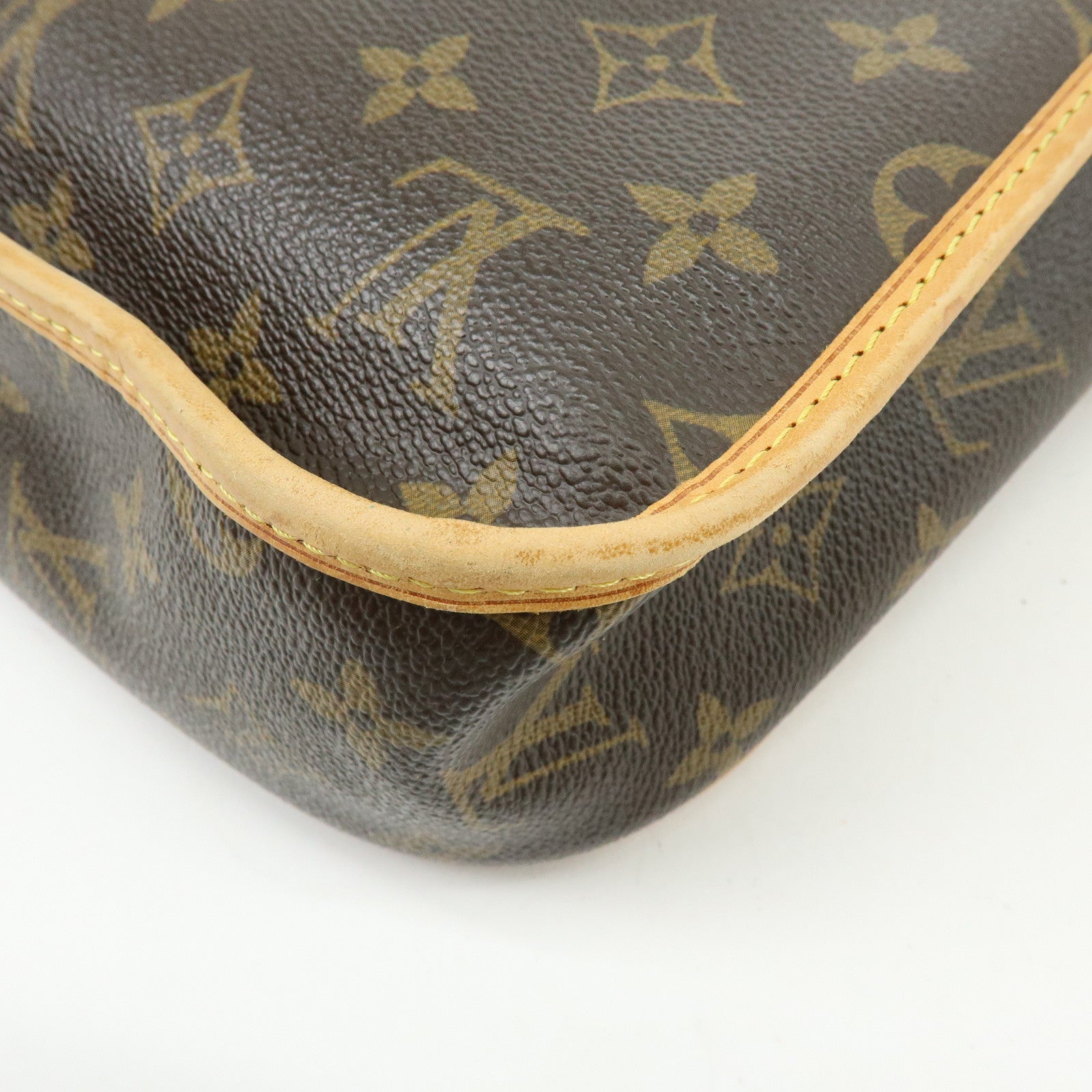 Louis Vuitton Monogram Messenger Bosphore PM Shoulder Bag M40106