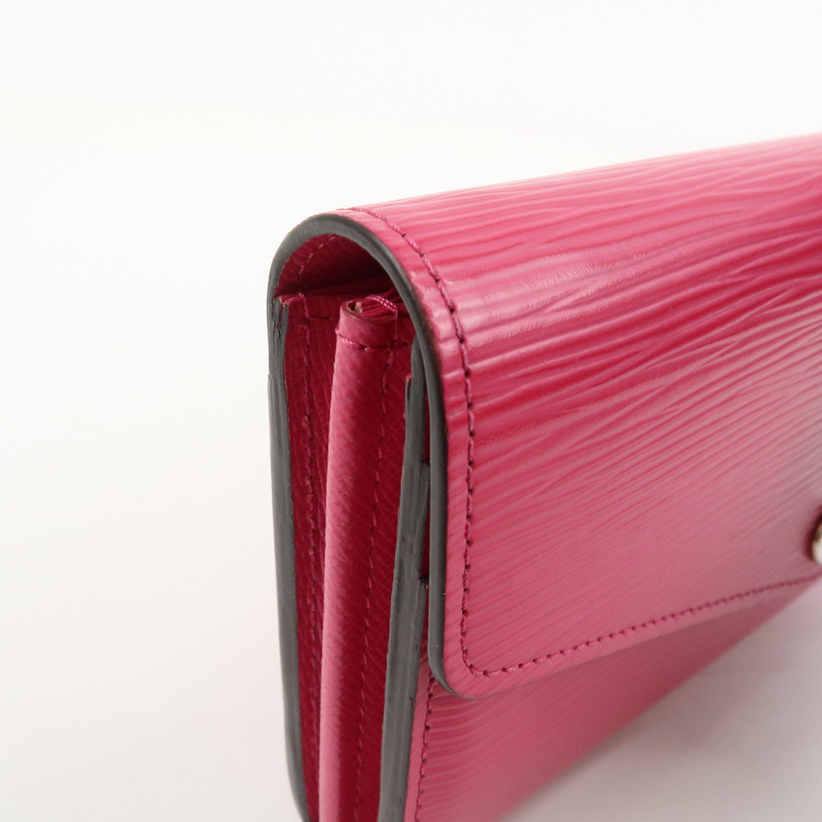 Louis Vuitton Epi Portefeuille Sarah Long Wallet Fuchsia M60580