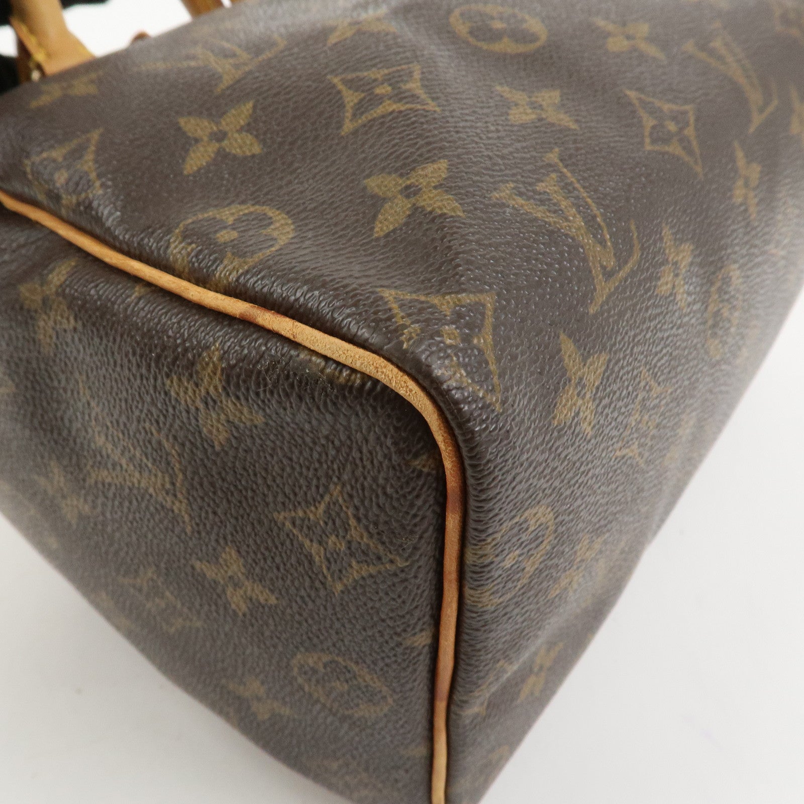 Louis Vuitton Monogram Monogram Canvas Nume Leather M41528
