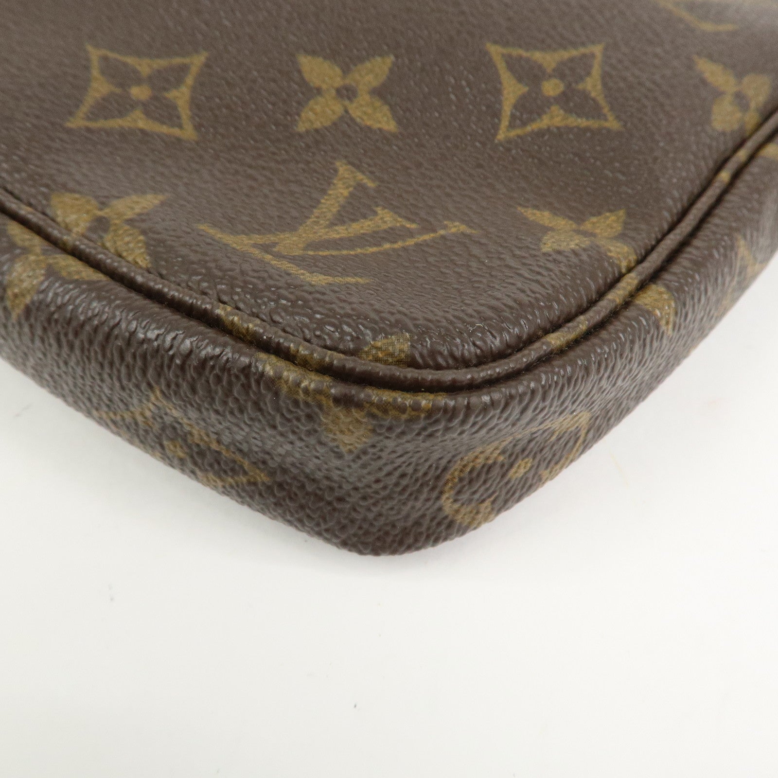 Louis Vuitton Monogram Pochette Accessoires Pouch Hand Bag M51980