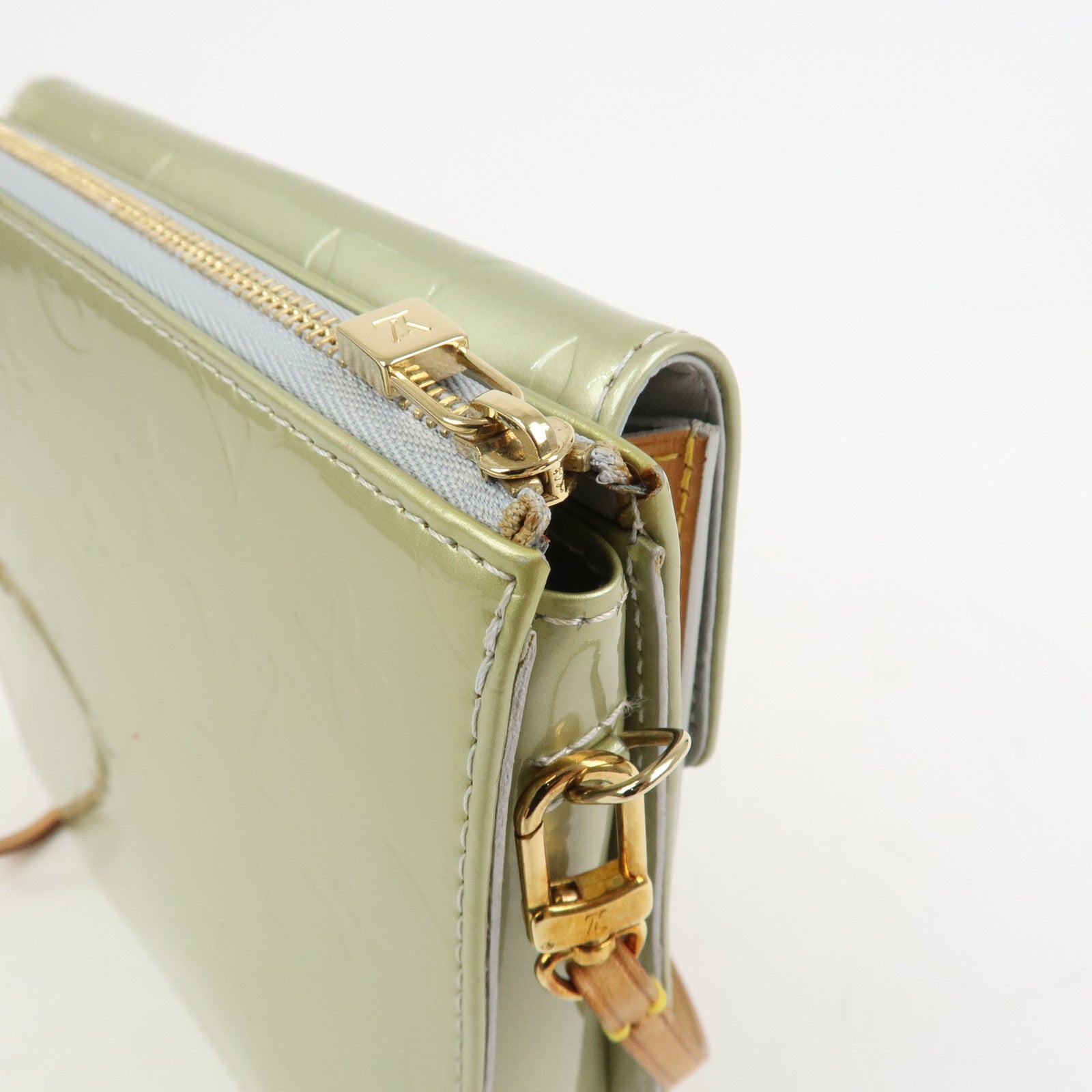 Louis Vuitton Monogram Vernis Motto Shoulder Bag Gris M91030