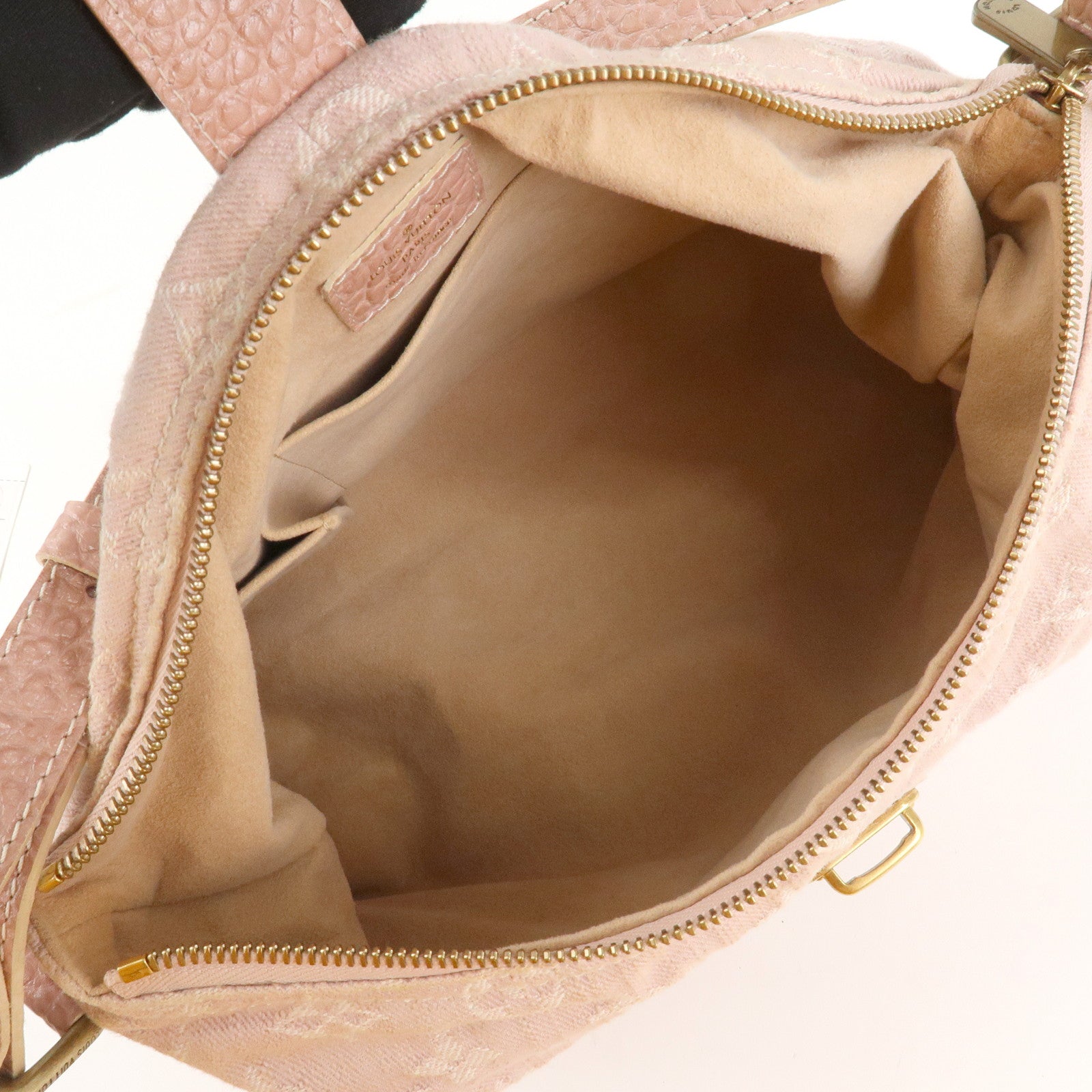 Louis Vuitton Monogram Denim Slightly Shoulder Bag Pink M95833