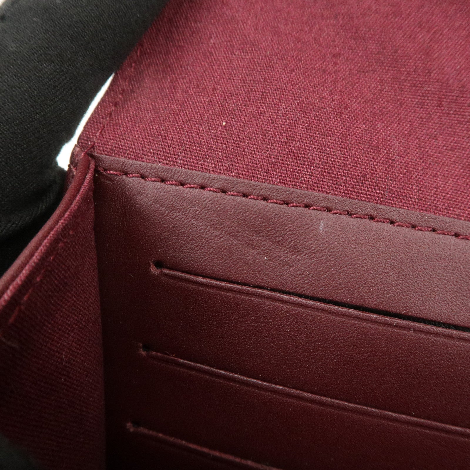 Louis Vuitton Monogram Vernis Rossmore MM Shoulder Bag M91551