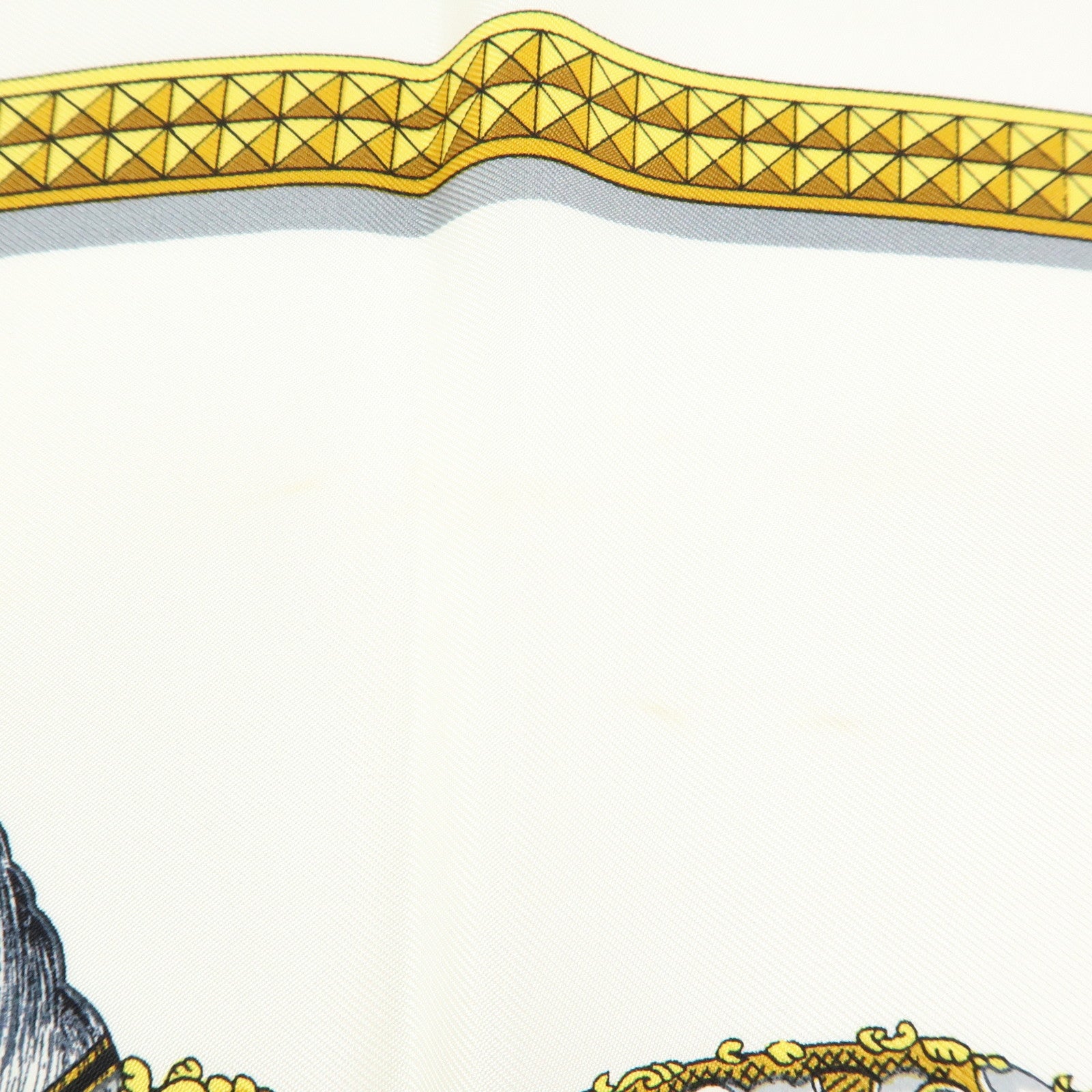 HERMES Carre 90 Silk 100% Scarf GRAND APPARAT White Yellow Navy