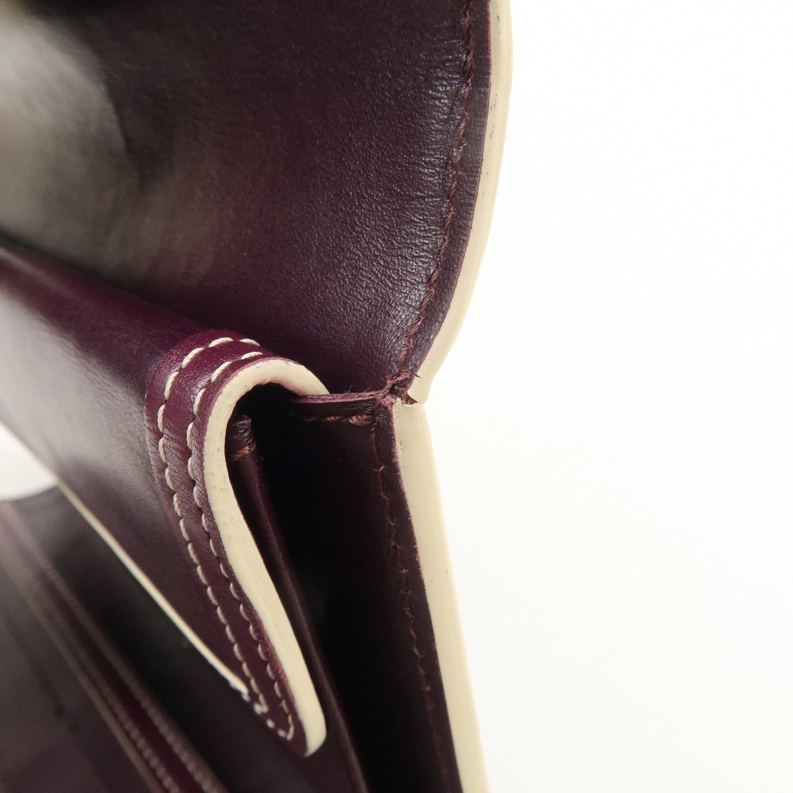 Louis Vuitton Suhali Portefeuille Tresor International M91838