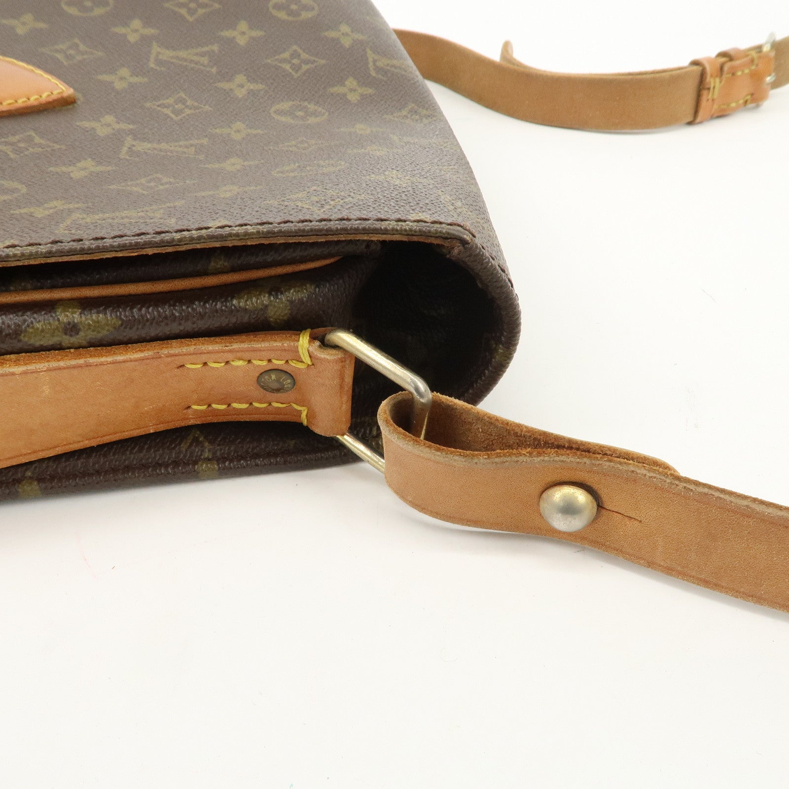 Louis Vuitton Monogram Cartouchiere 26 Shoulder Bag M51252