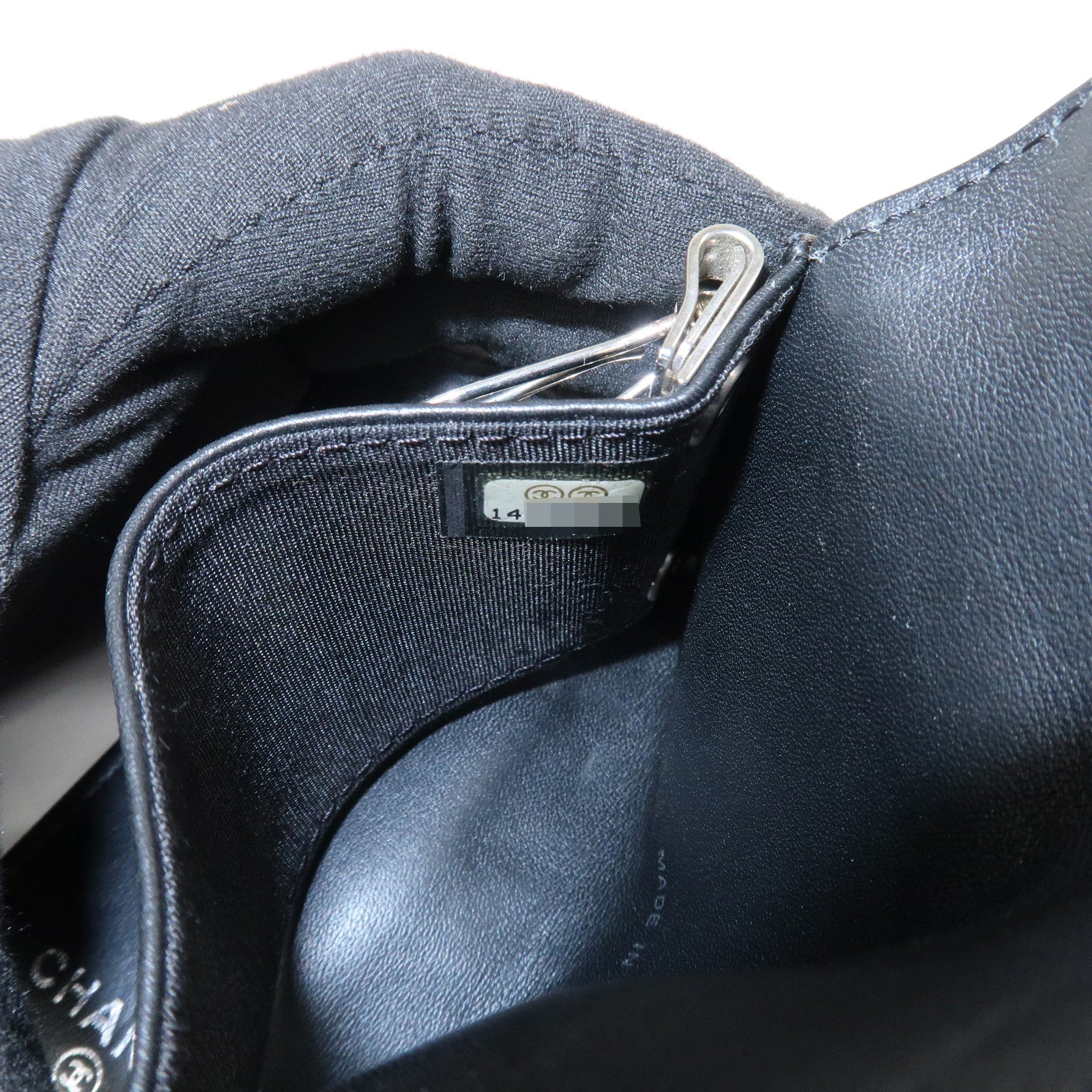 CHANEL Bicolore COCO Mark Lamb Skin 6 Rings Key Case Black