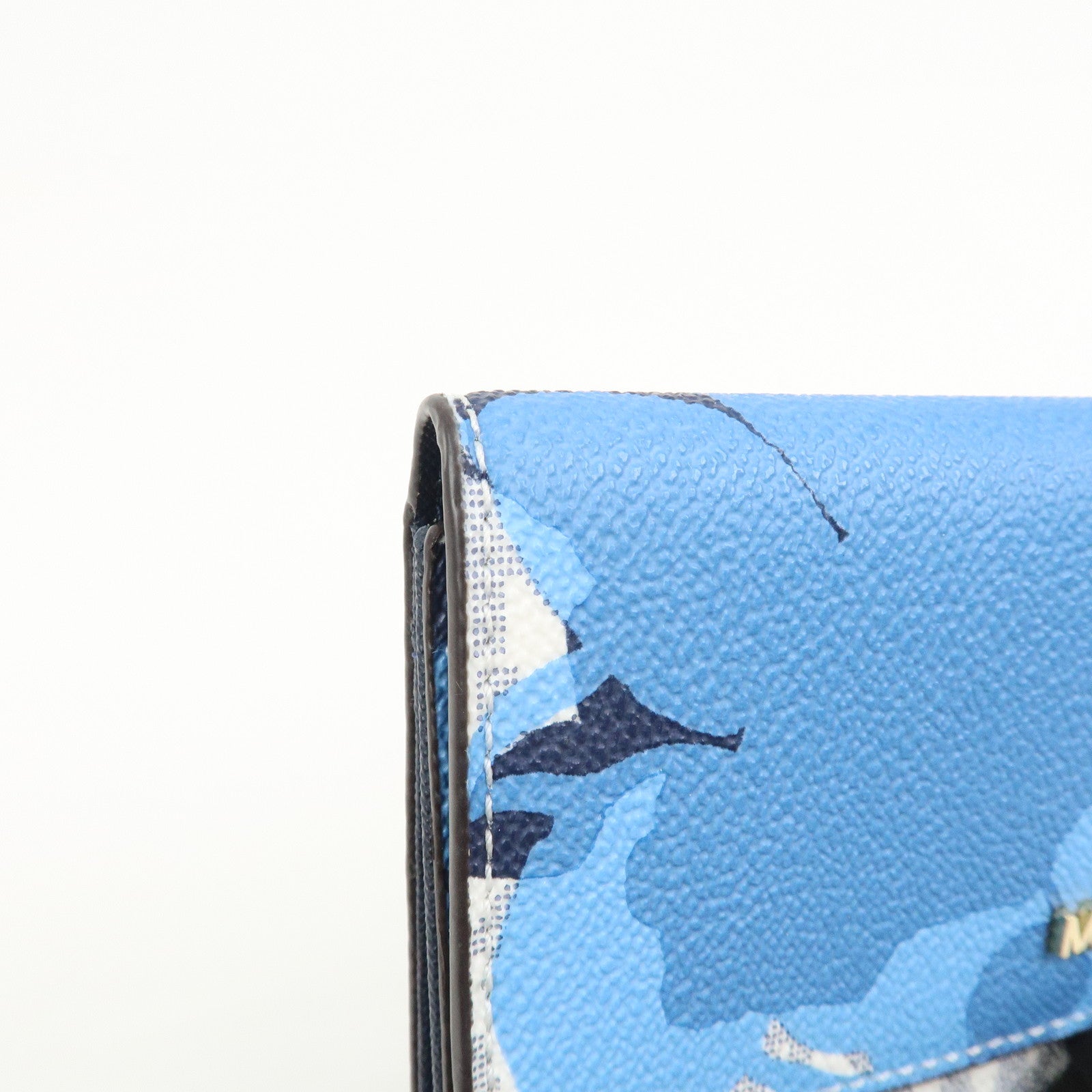 MICHAEL KORS MK Signature PVC Bi-fold Long Wallet Light Blue White