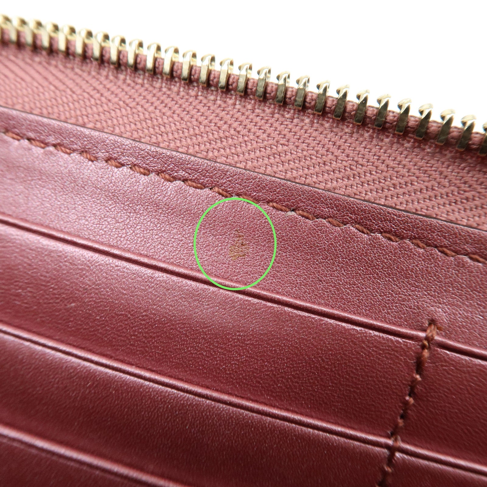 GUCCI Interlocking G Lovely Heart Microguccissima Wallet 307997