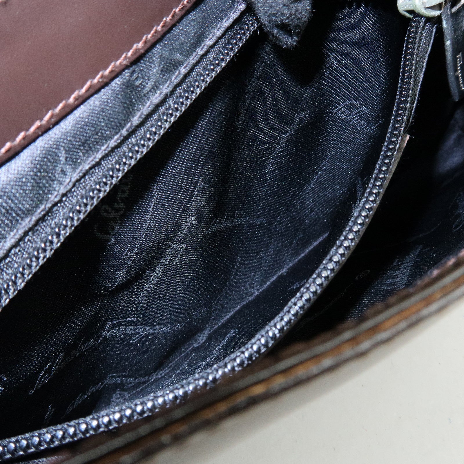 Ferragamo Vara Leather Shoulder Bag Hand Bag Brown