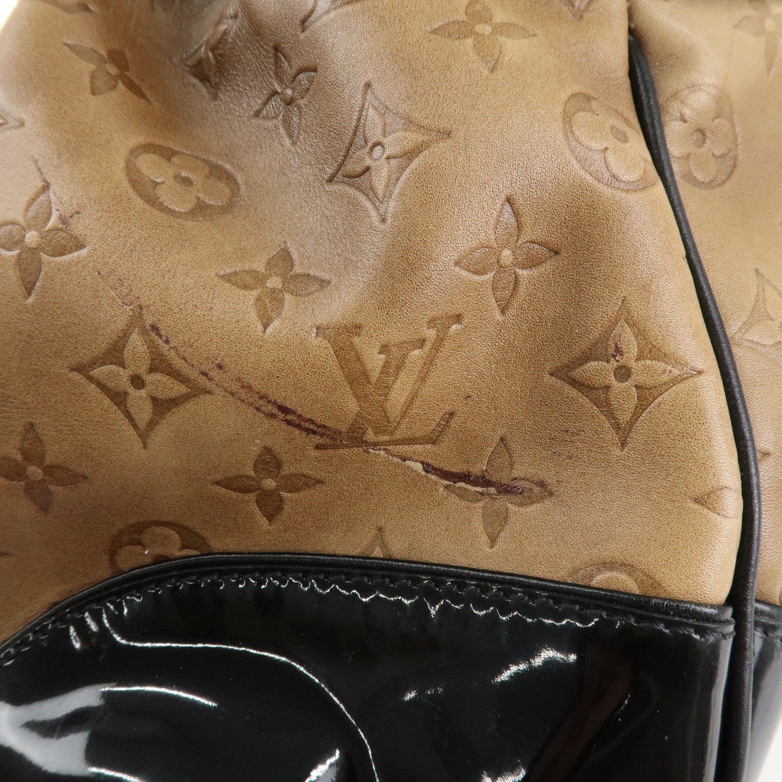 Louis Vuitton Monogram Patent Embossed Leather Shoulder Bag M95296 Used