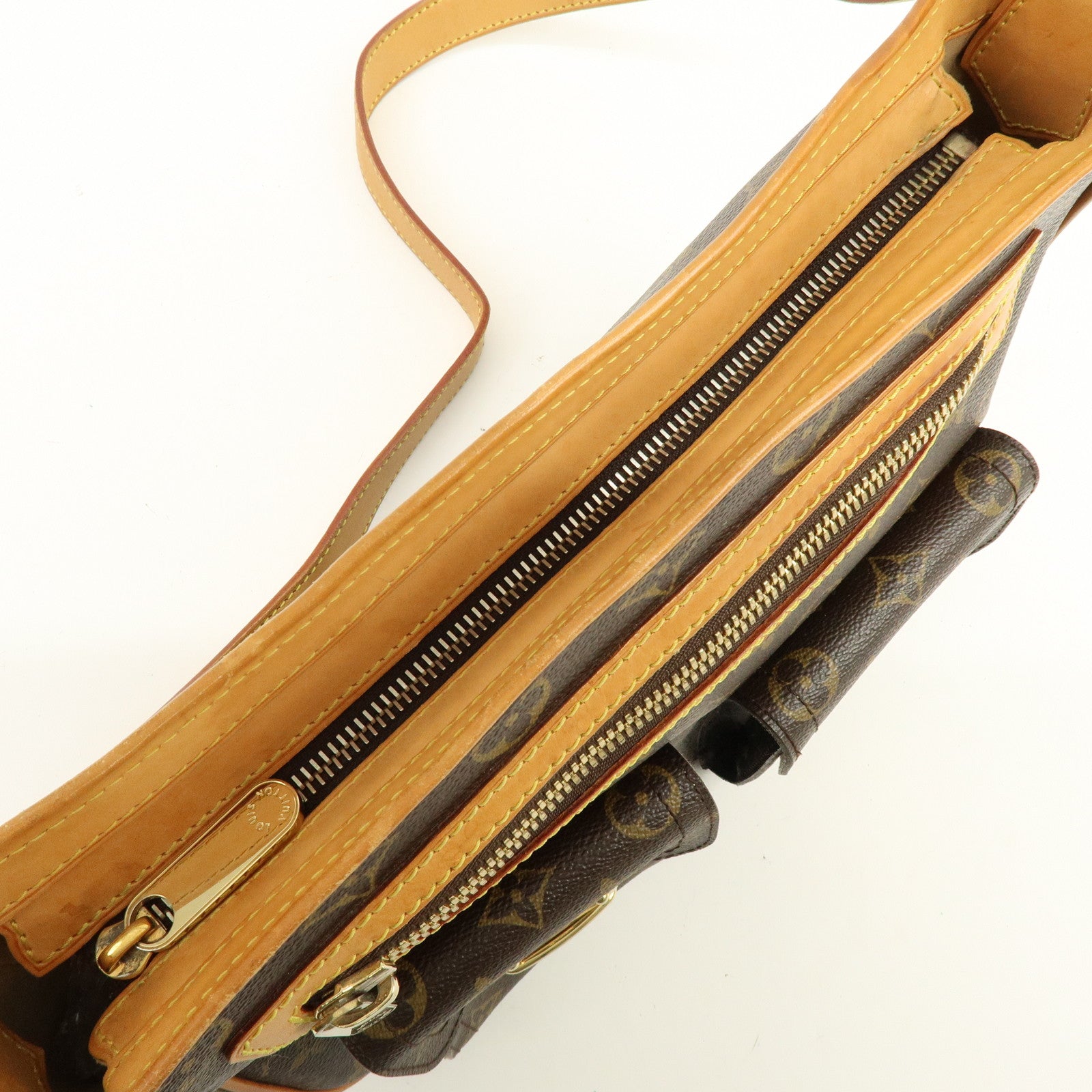 Louis Vuitton Monogram Hudson GM Shoulder Bag Brown M40045